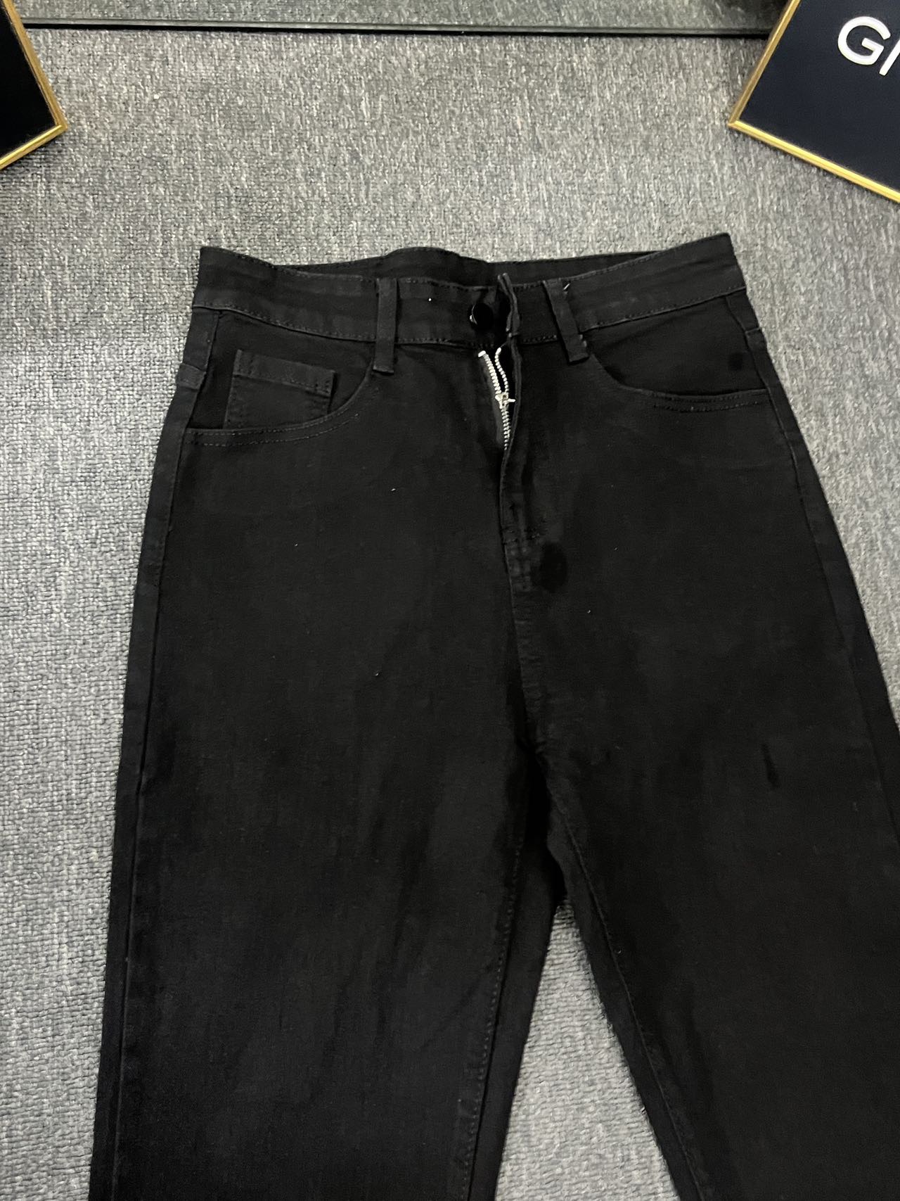 Barbara Heavy Cowboy’s Super-Sweet Khmer Water Washed Squirm Jeans – Review - 图片 4