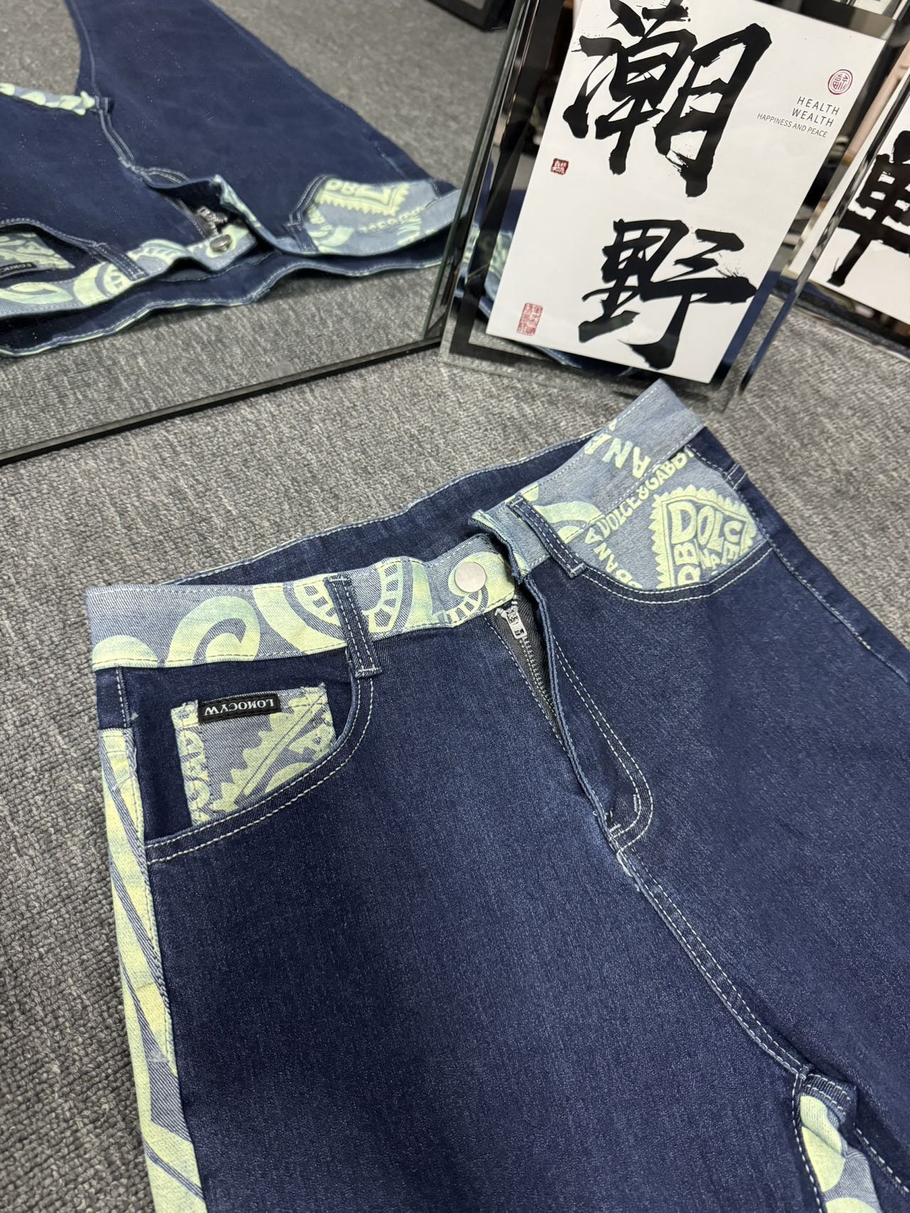 Luxurious DG Gold Jeans: Original Water-Purification Fabric, High-Quality Design - 图片 7