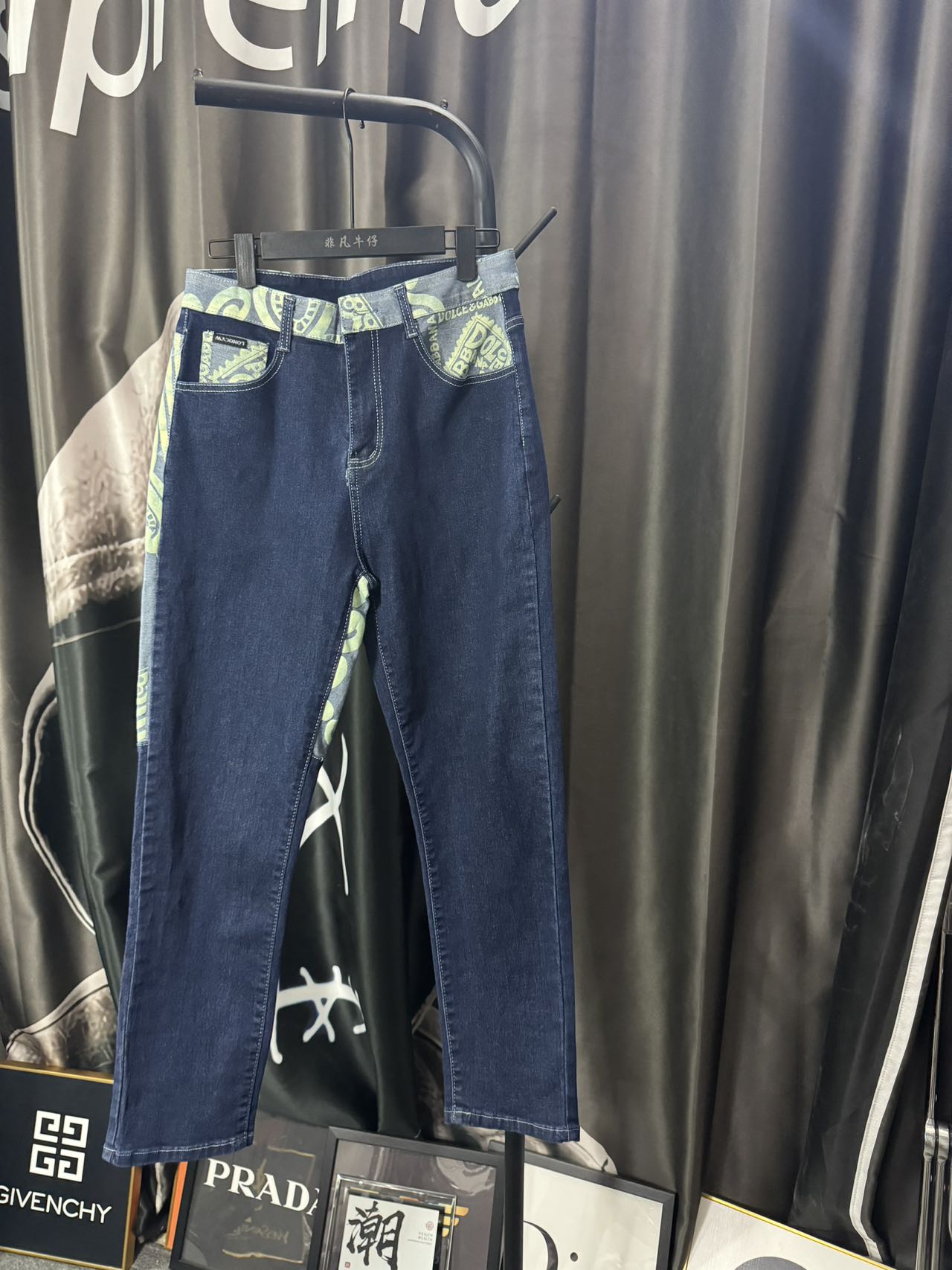 Luxurious DG Gold Jeans: Original Water-Purification Fabric, High-Quality Design - 图片 2