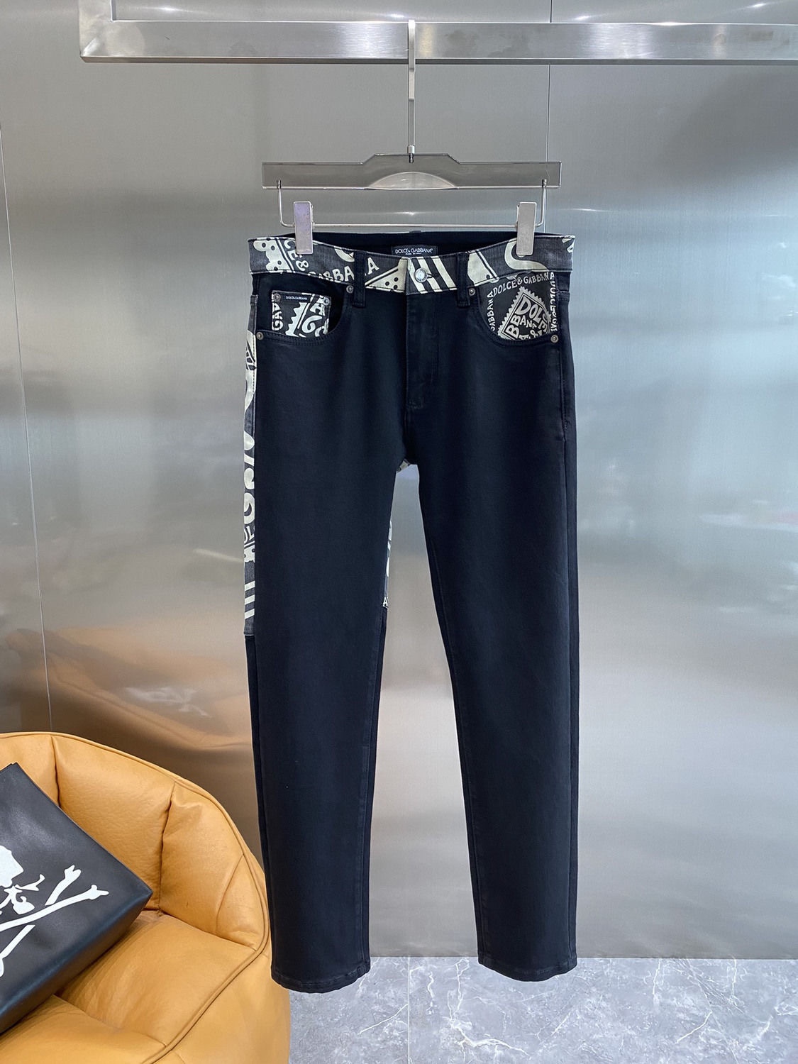 Luxurious DG Gold Jeans: High-Quality, Unique, and Stylish for Spring and Summer - 图片 9