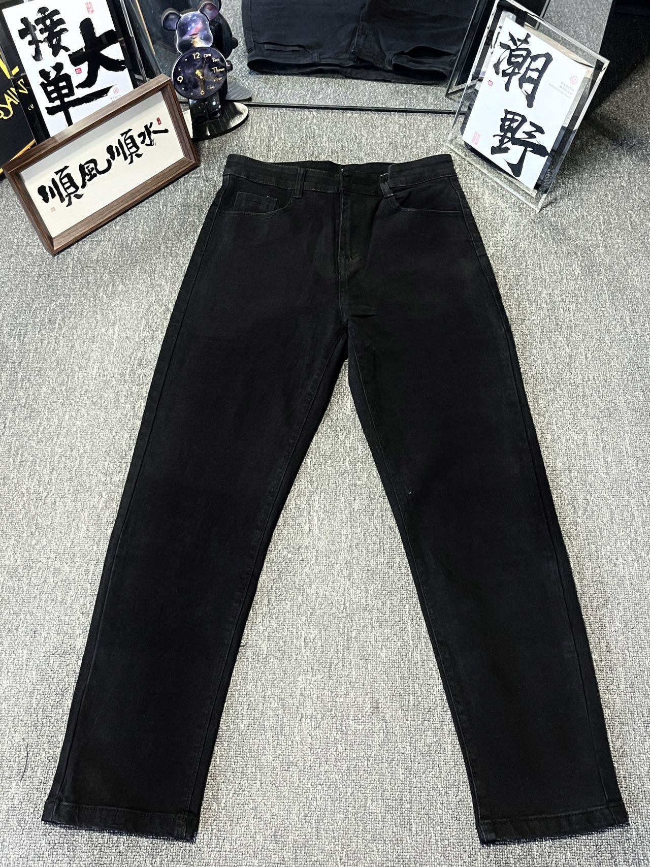 Prada 2024s Jeans: Original Water-Purification Fabric, Durable Design, Black Color - 图片 2