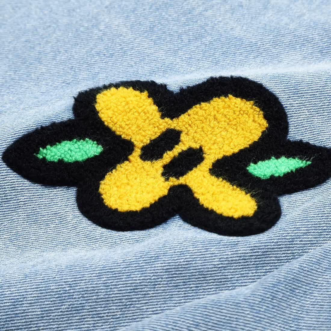 Luxurious Light Blue Scratch Cat Zilongows Jeans with Unique Details and Hardware Accents - 图片 5