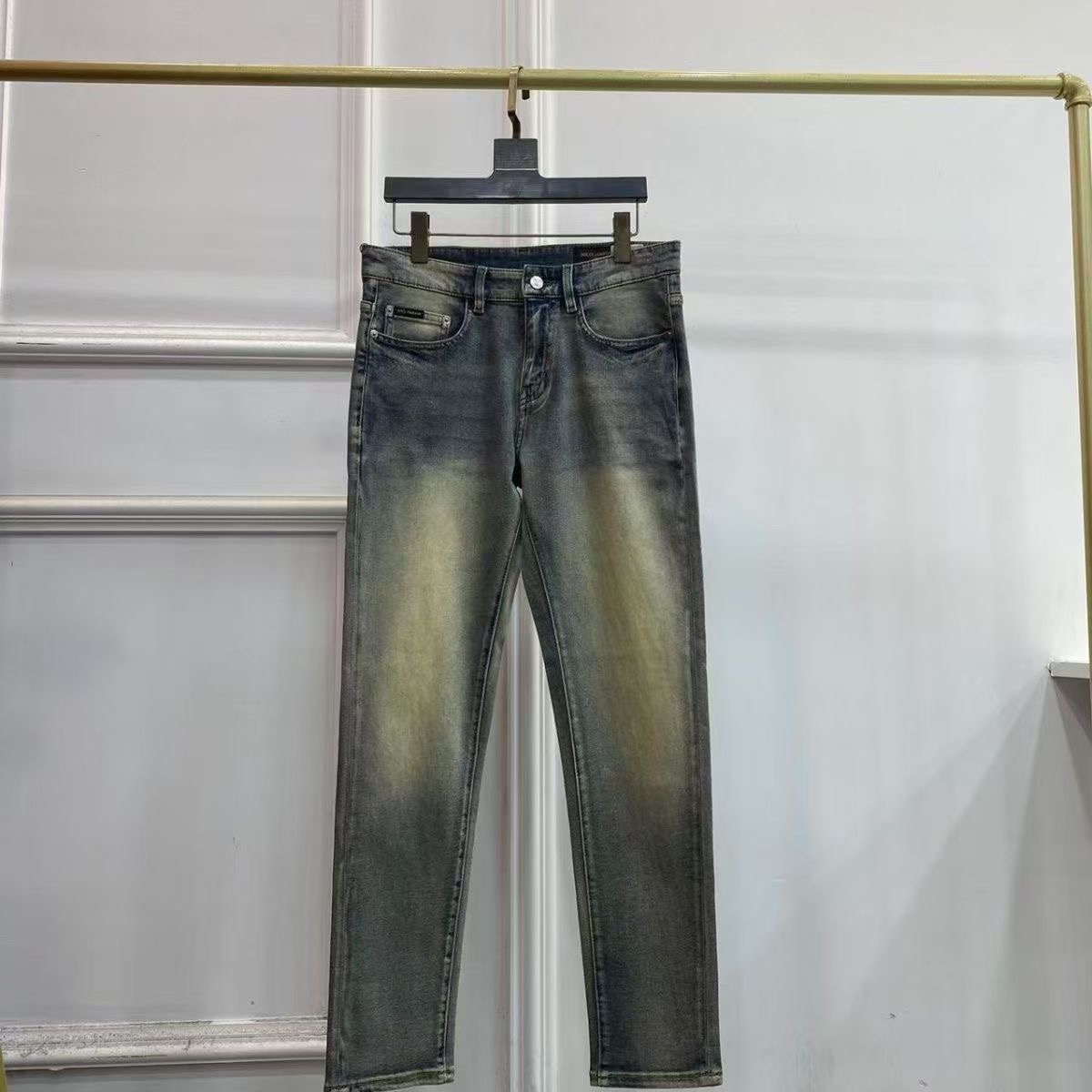 Luxurious DG Gold Jeans: High-Quality, Breathable, and Stylish for Spring and Summer - 图片 5