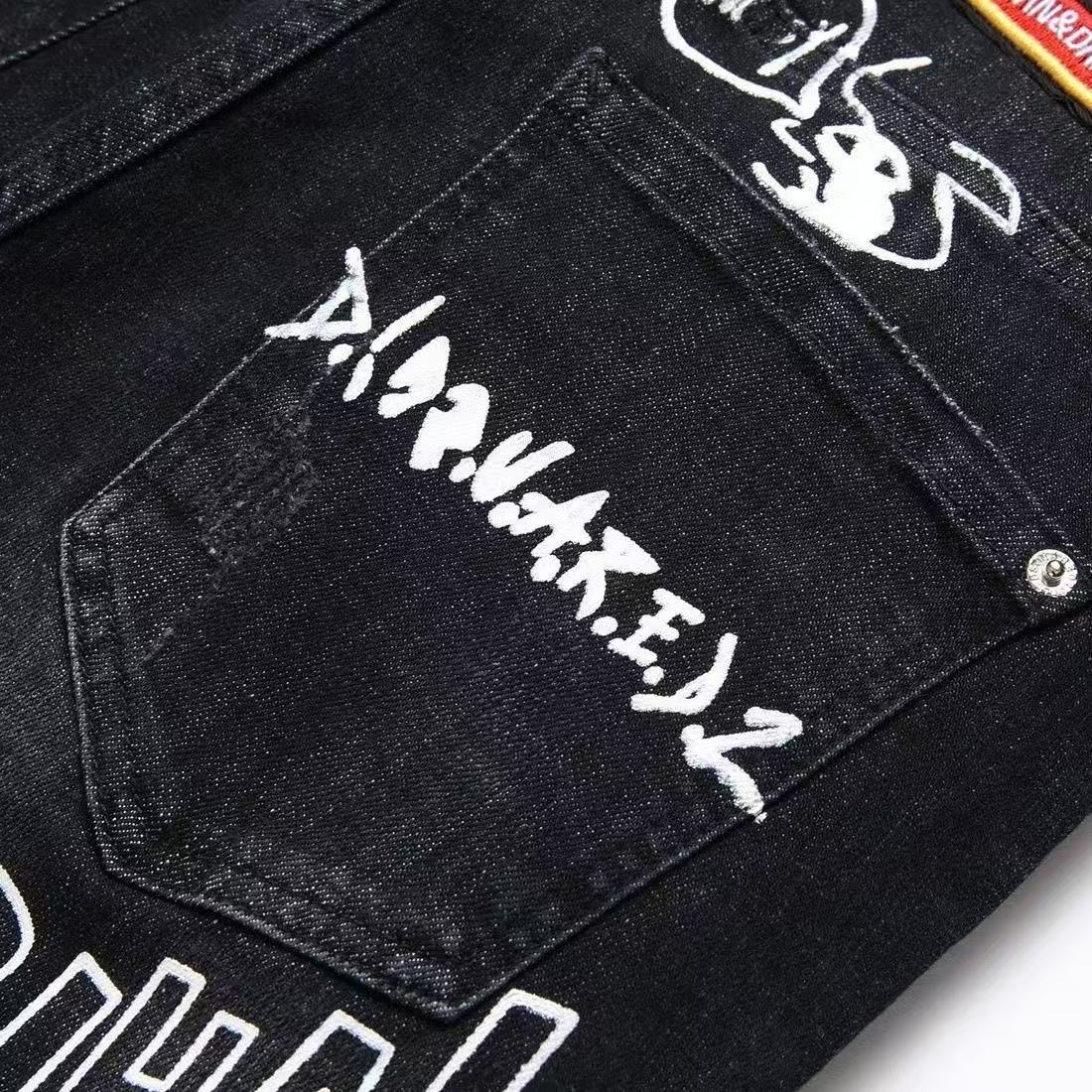 New D2 Embroidered Man’s Patched Beggar Pants: Premium Design, Pricey Wash - 图片 4