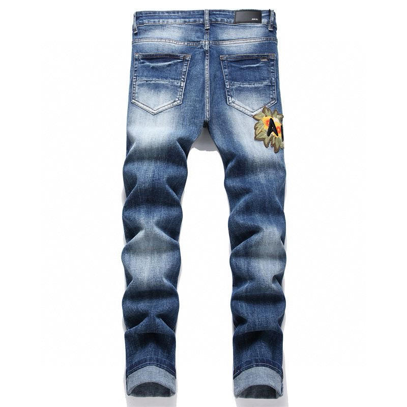 AMIRI Jeans: High-Quality, Street Style Fashion by Founder Mike Amiri - 图片 2