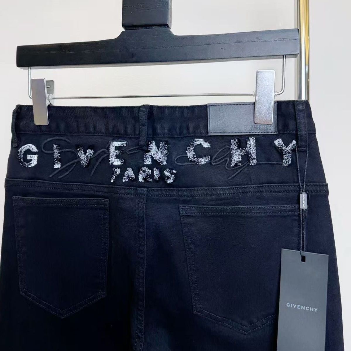 GIVENCHY  牛仔裤服装 2