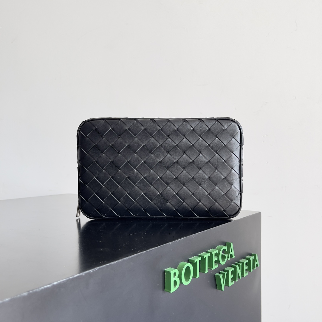 Bottega Veneta Clutches & Pouch Bags Weave Men