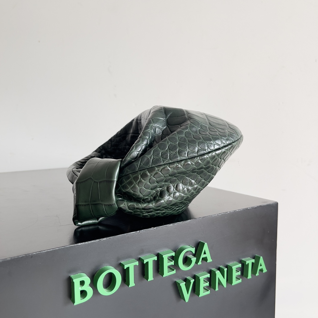 BOTTEGAVENETA葆蝶家女士JODIE手袋迷你包包ins博主人手一只的时尚小包打结元素让整只包适