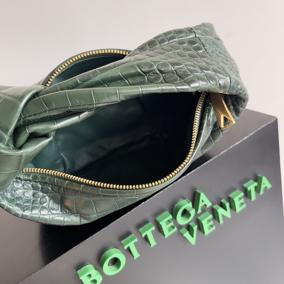 BOTTEGAVENETA葆蝶家女士JODIE手袋迷你包包ins博主人手一只的时尚小包打结元素让整只包适