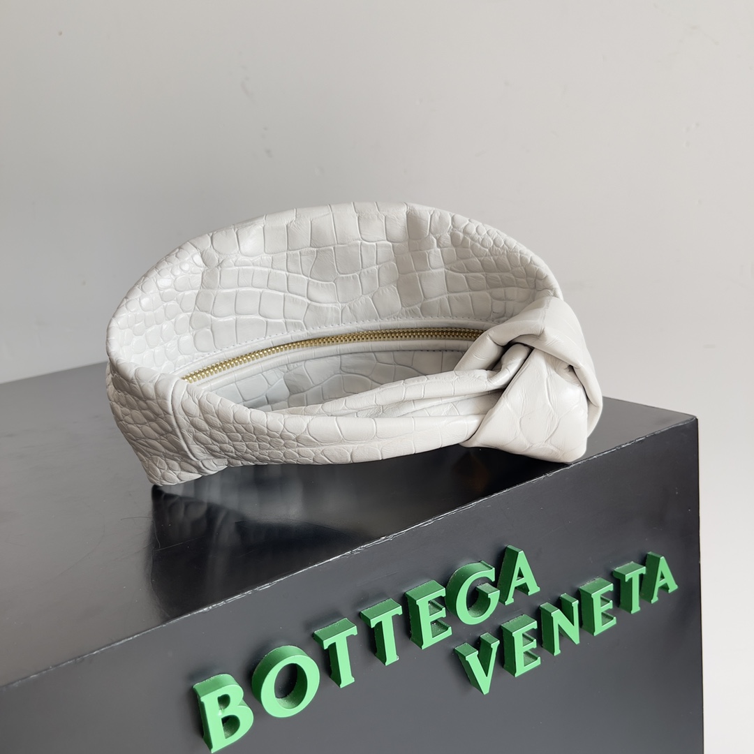 BOTTEGAVENETA葆蝶家女士JODIE手袋迷你包包ins博主人手一只的时尚小包打结元素让整只包适