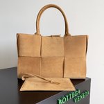 Bottega Veneta BV Intrecciato Handbags Tote Bags Weave Chamois Sheepskin