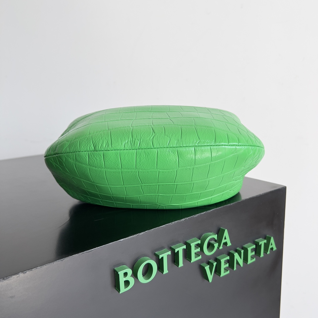 BOTTEGAVENETA葆蝶家女士JODIE手袋迷你包包ins博主人手一只的时尚小包打结元素让整只包适