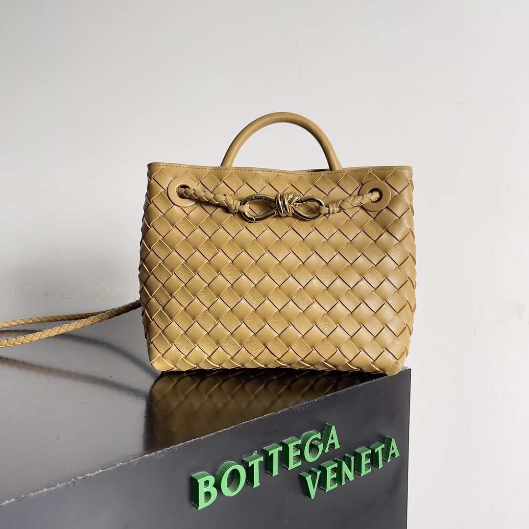 Bottega Veneta Bolsos de mano Morado Blanco Tejido Piel de oveja Fashion Casual