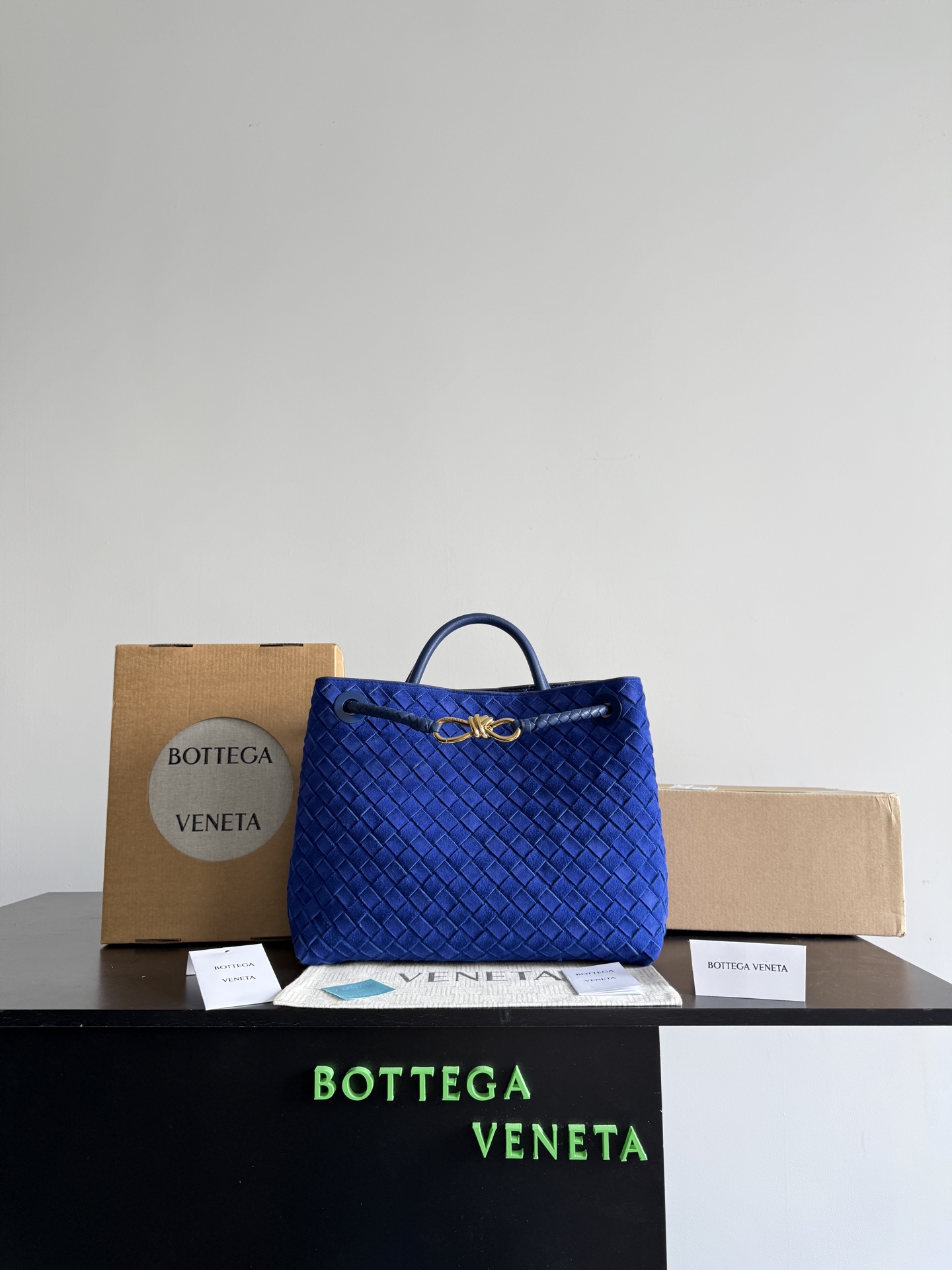 _dSu9s-Ap-JG0bBeFDp3y5F_29BEIsW0kuNAjFxg