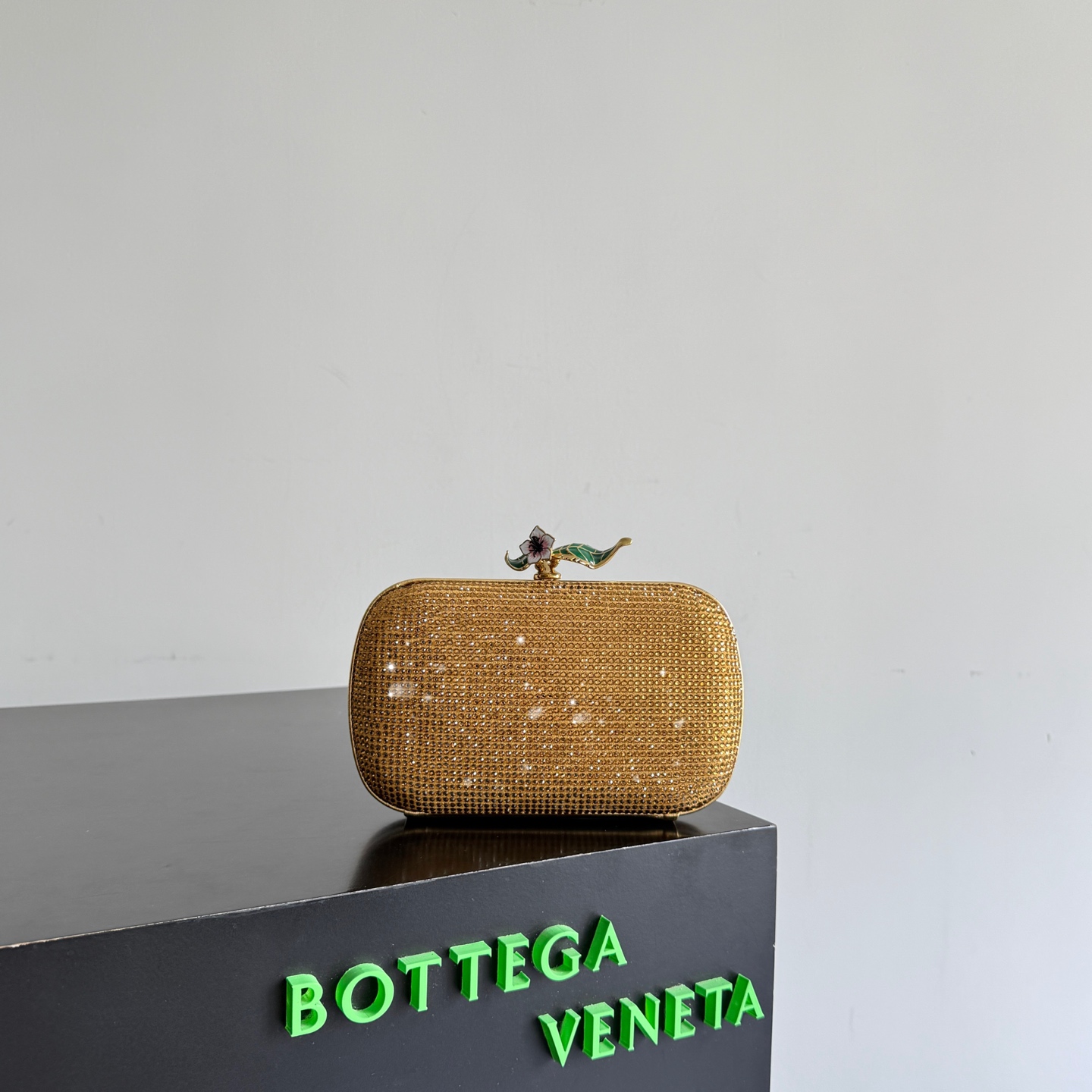 _dkO9siELVlFmxIaBHLEw-dddw4s0KP6Fxi_SnuA