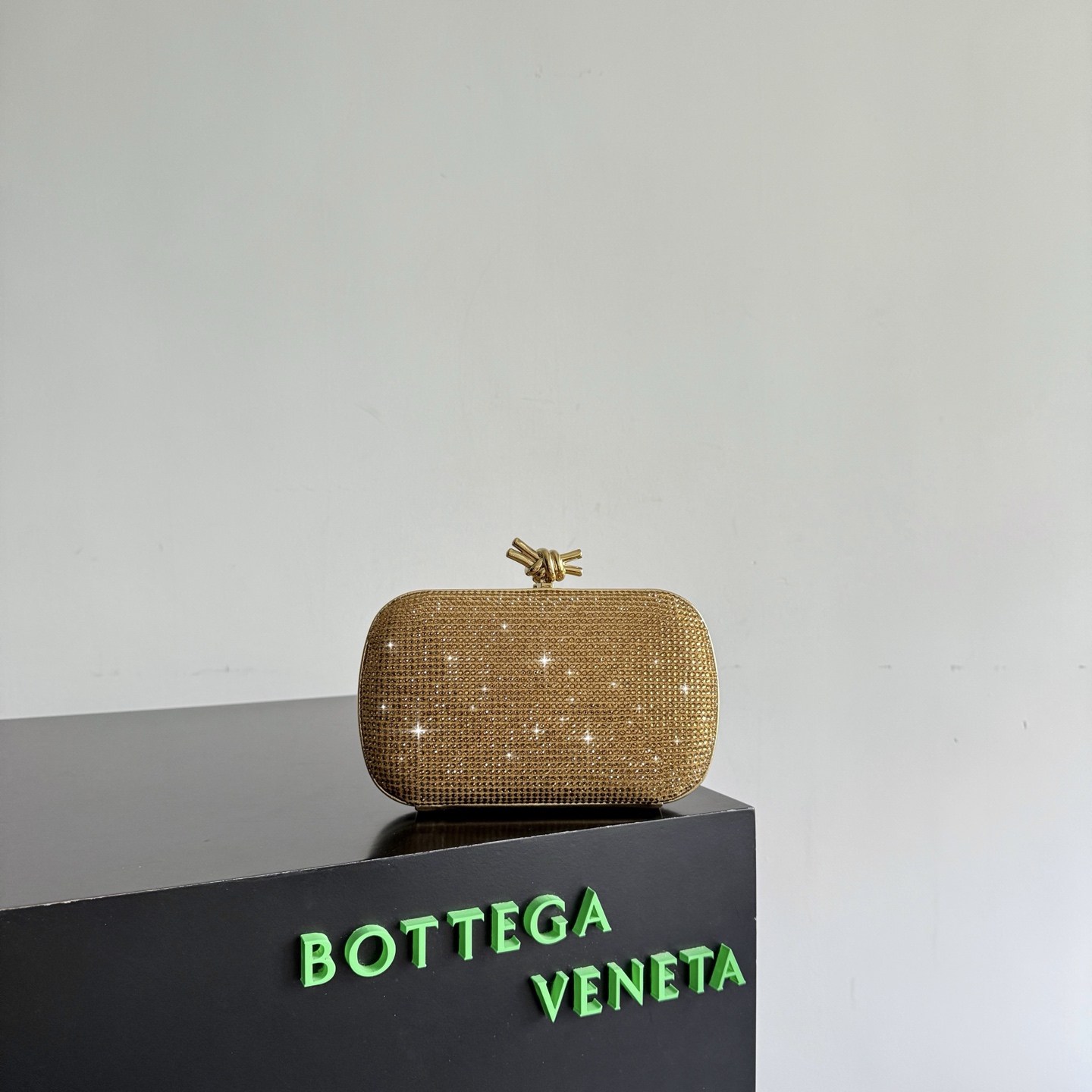 _dj89sXA9mFpHhFkW-0L8kdwVzpuohdH1gWfl-DQ