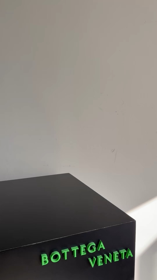 _d-I9sVHqxpCiqltIp7j52x-TDBZAkxOxuWSIyoQ