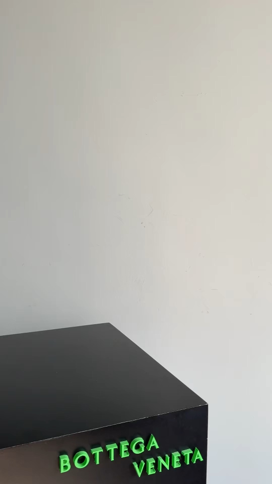 _dd49sudryuhHfUHVhnd0Jgt-z0jrl4Dex3ttrYQ