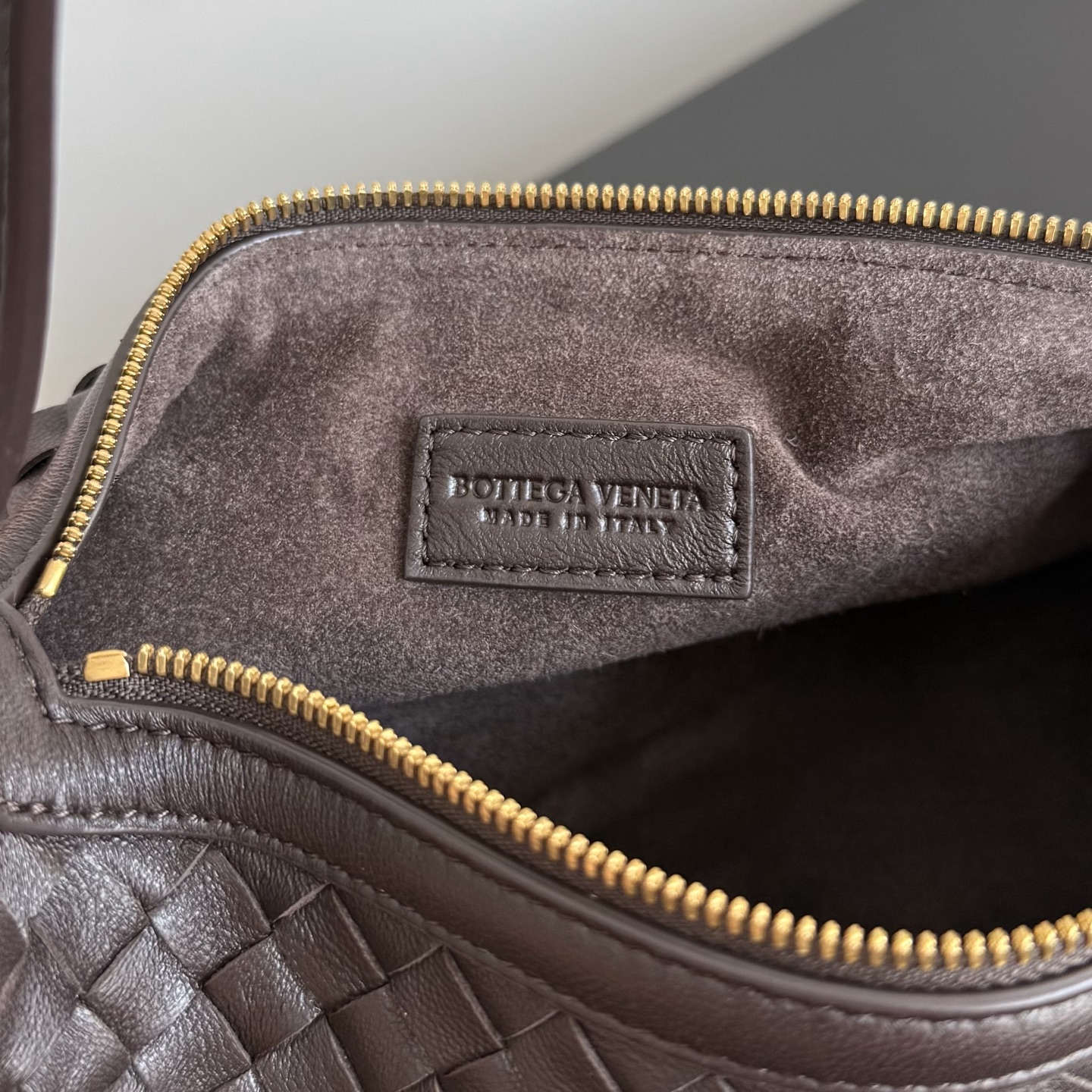 The BV Nodo shoulder bag is finally available in a fully woven version✨✨✨
I originally liked the compact proportions of Nodo photo 6