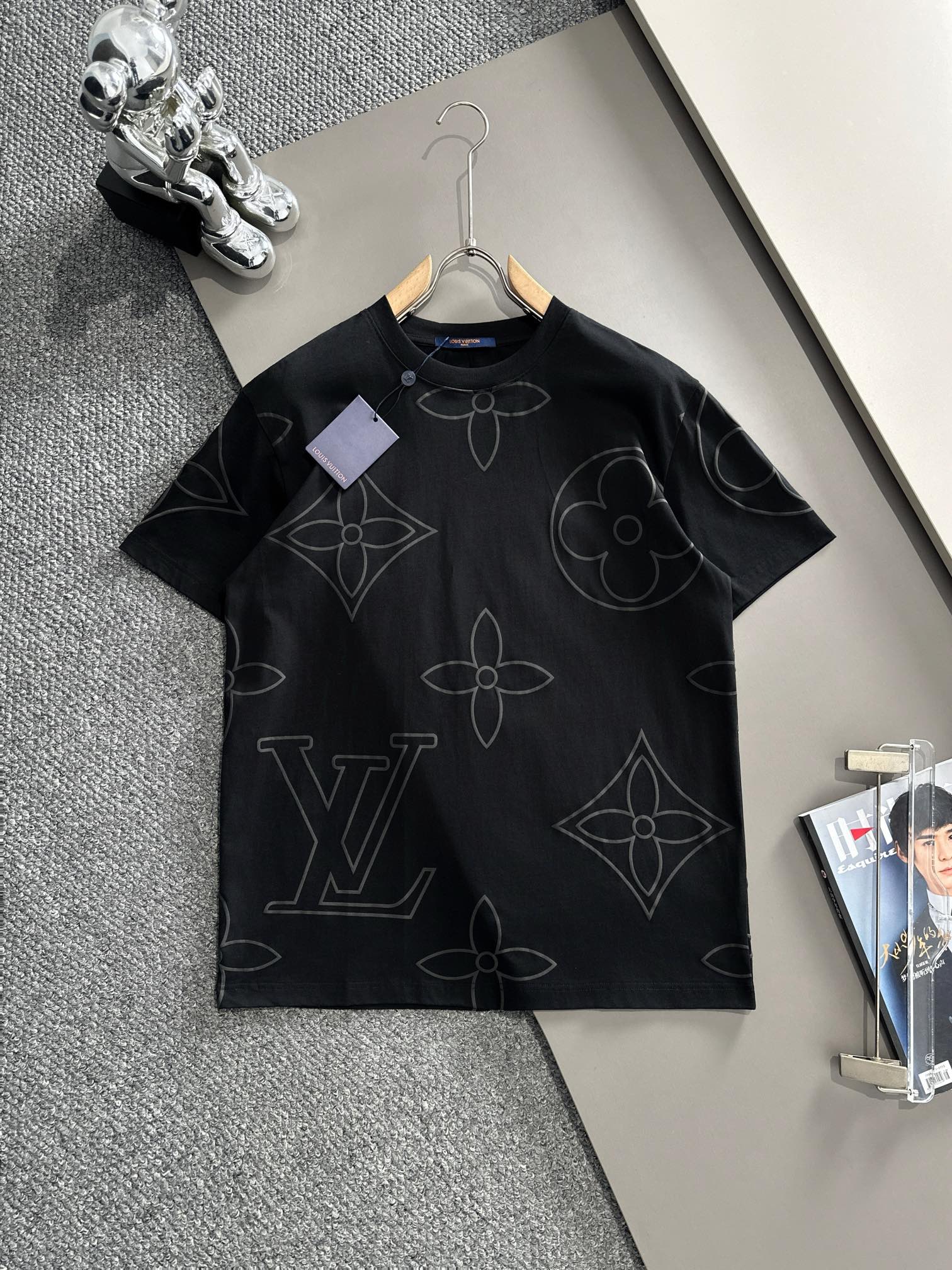 루이비통 남여공용 반팔 48740 Louis Vuitton T Shirt