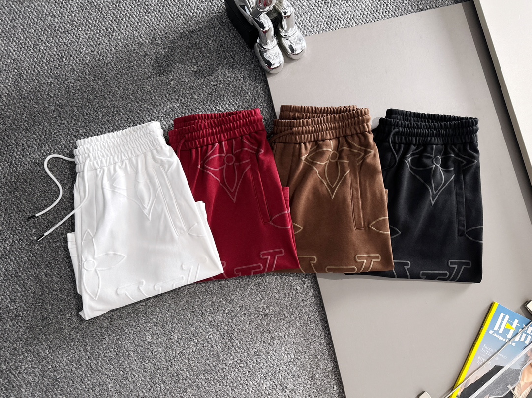 LV 驴家 2026新款 轻奢主义 植绒四叶草logo 男女日常通勤 穿搭必备 休闲短裤·定制毛圈面料·