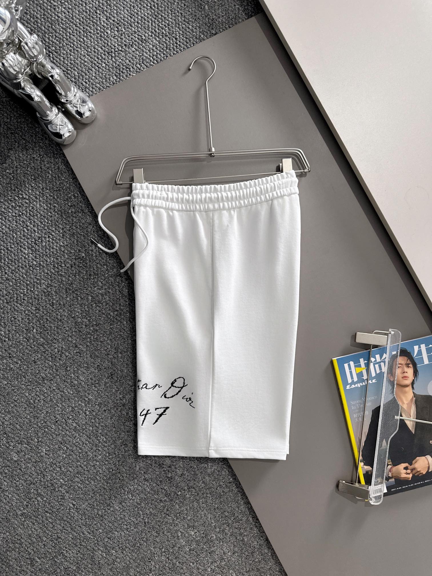 DIOR 迪奥 2026新款 轻奢主义 CD刺绣logo 后开袋绿叶刺绣 男女日常通勤 穿搭必备 休闲短