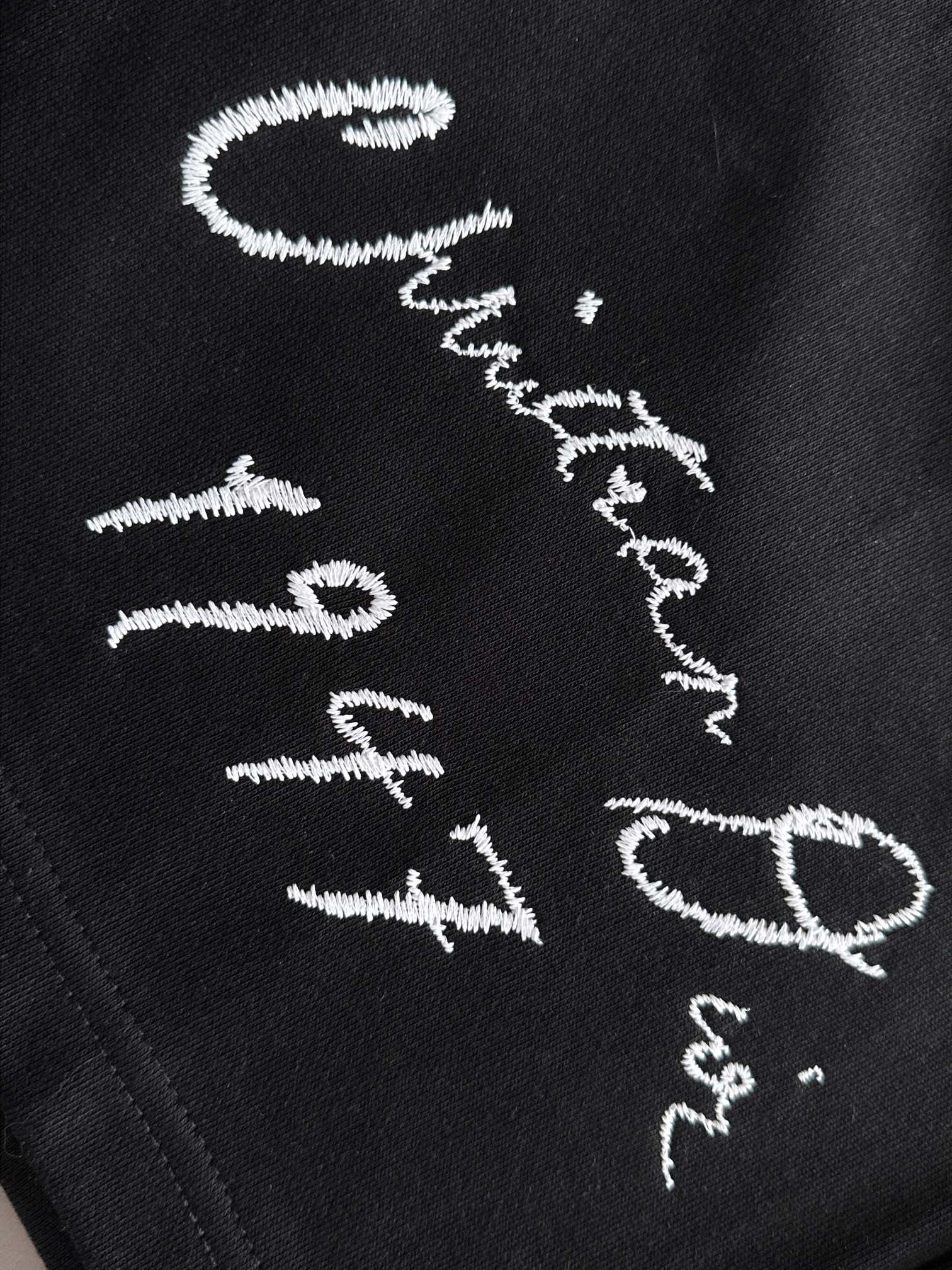 DIOR 迪奥 2026新款 轻奢主义 CD刺绣logo 后开袋绿叶刺绣 男女日常通勤 穿搭必备 休闲短