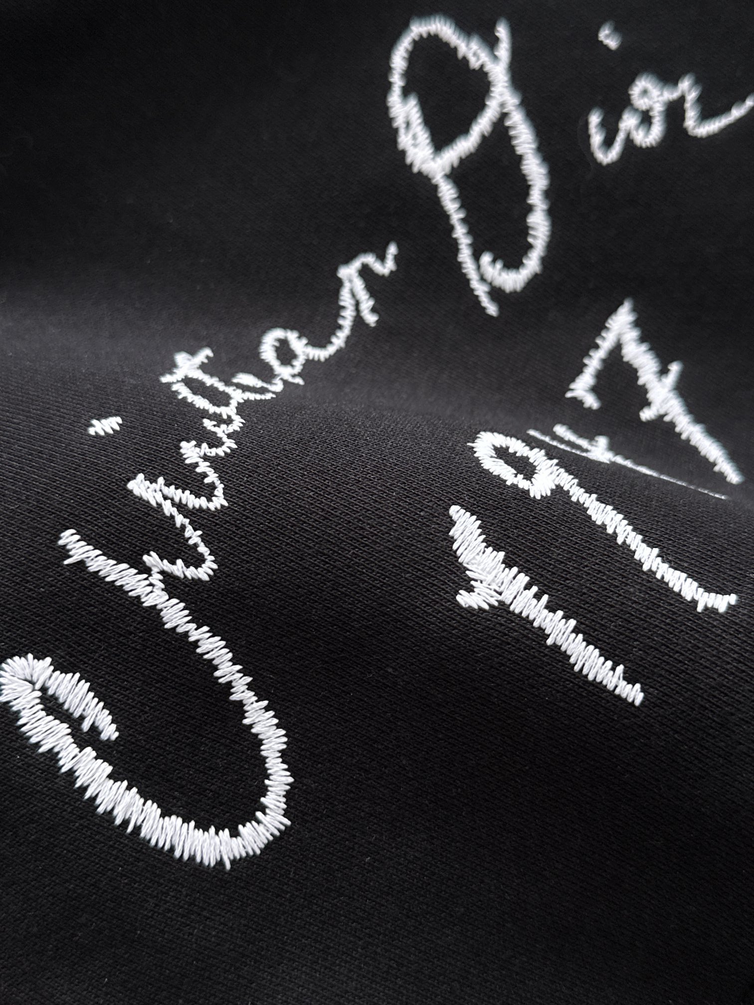 DIOR 迪奥 2026新款 轻奢主义 CD刺绣logo 后开袋绿叶刺绣 男女日常通勤 穿搭必备 休闲短