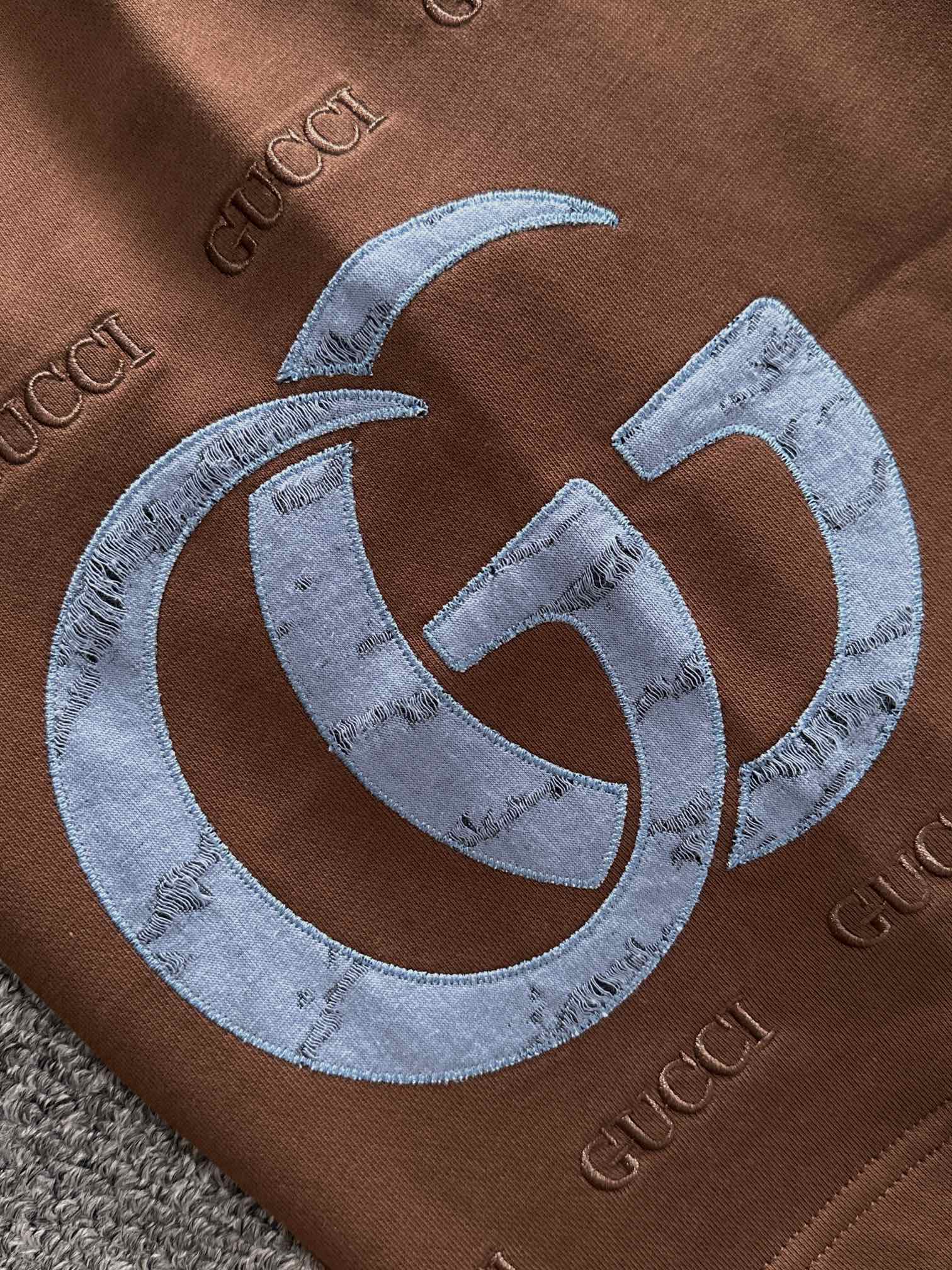  套装款！GUCCI 古驰 2025新款 轻奢主义 贴布破坏双G字母 精工刺绣logo 男女日常通勤穿搭