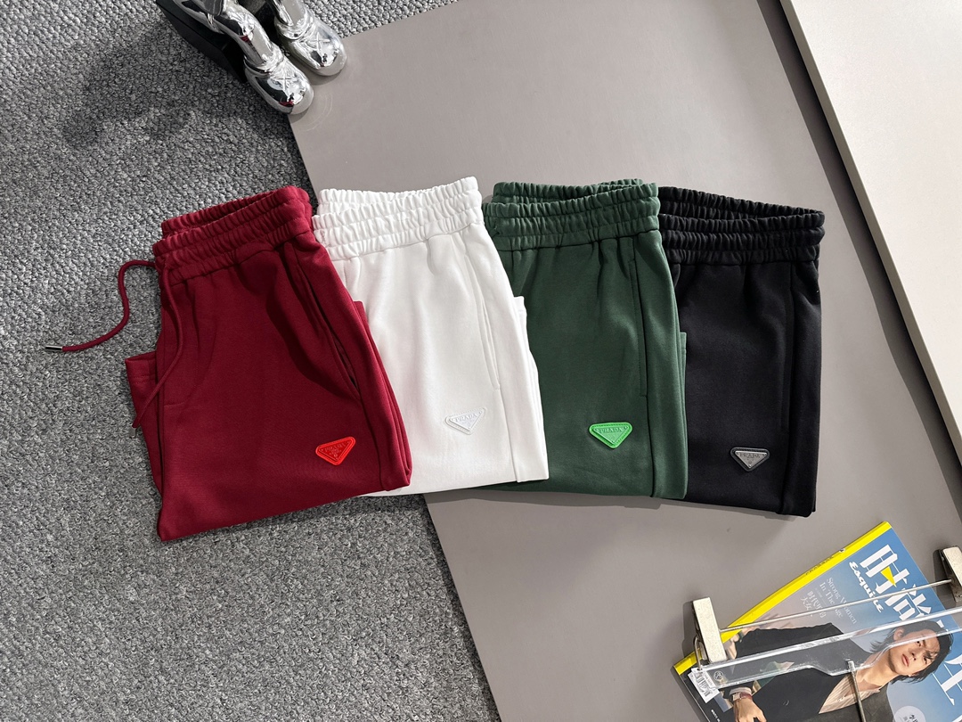  套装款！PRADA 普拉达 2025新款 轻奢主义 后梭织拼接拉链口袋 定制三角章logo 男女日常通
