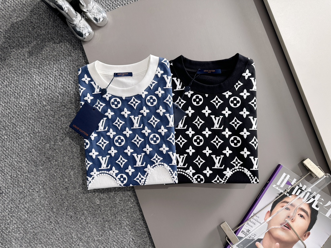Louis Vuitton Louis Vuitton 路易威登 LV 驴家 2026新款 植绒发泡四叶草字母logo 短袖t恤