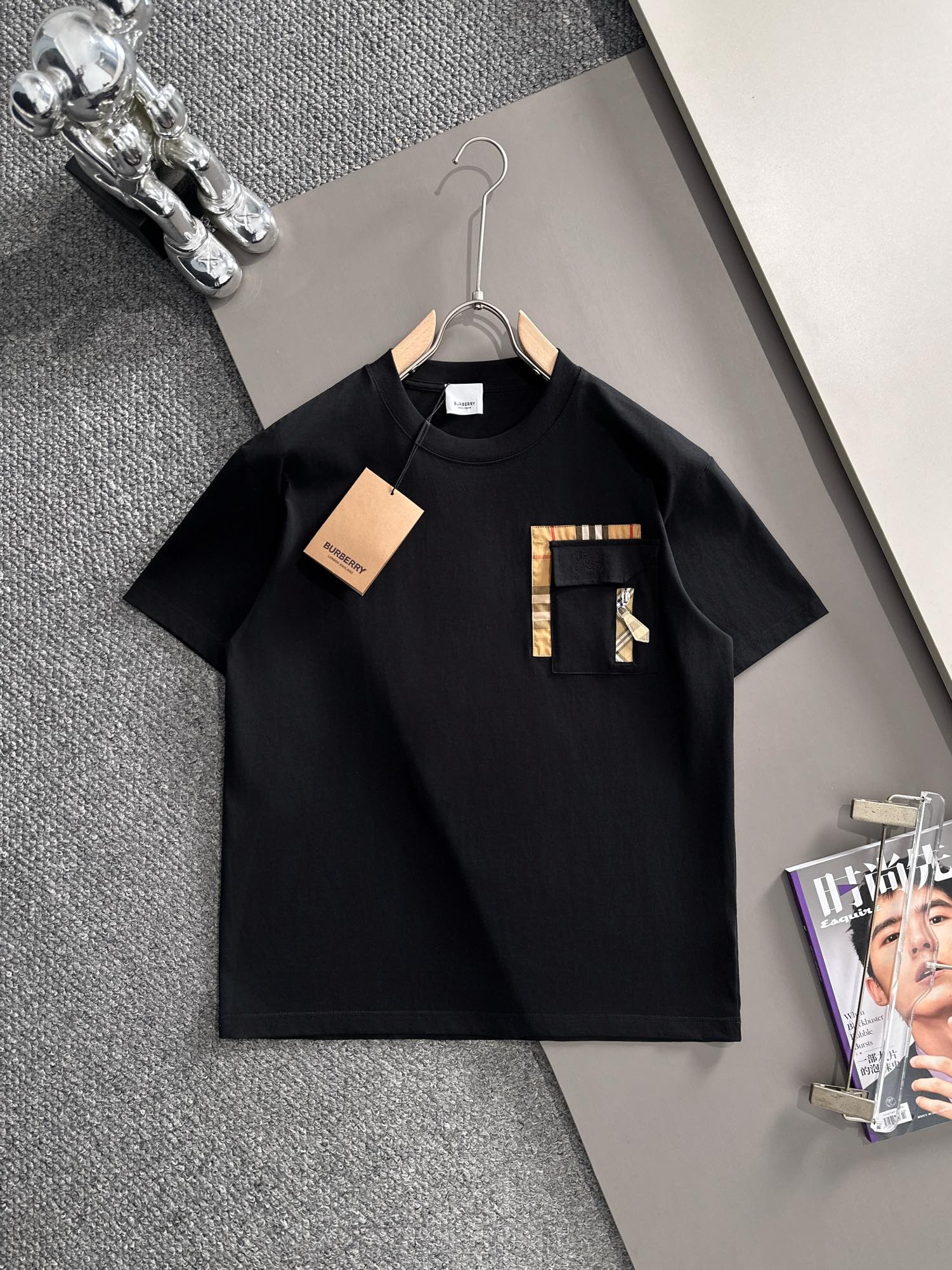 Burberry Burberry 巴宝莉 BBR 2026新款 双层贴布口袋 刺绣战马logo 短袖t恤