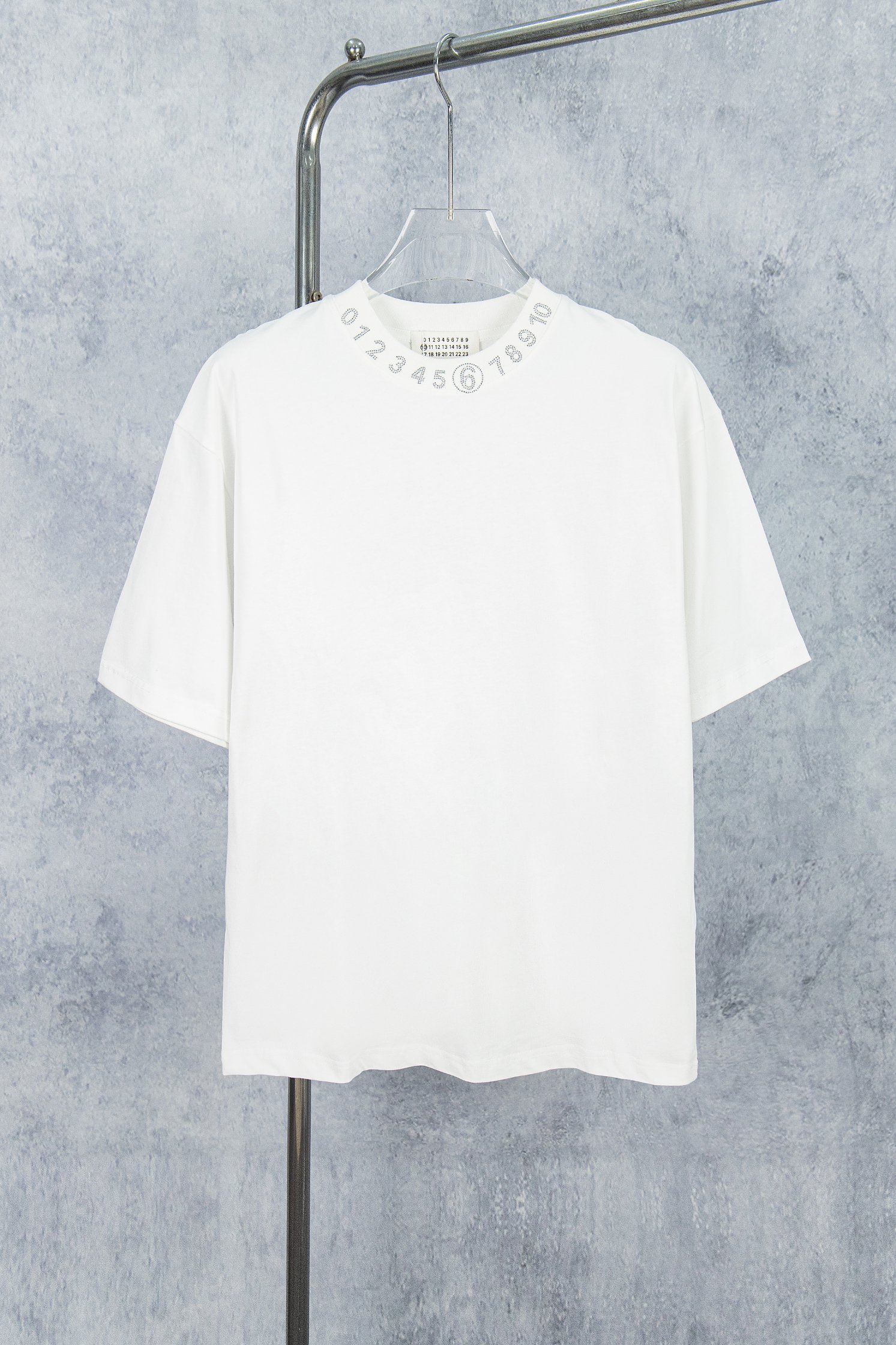 Número de modelo: M001# 💥Maison Martin Margiela 25ss Camiseta de manga corta con canalé y cristales termoadhesivos, de…