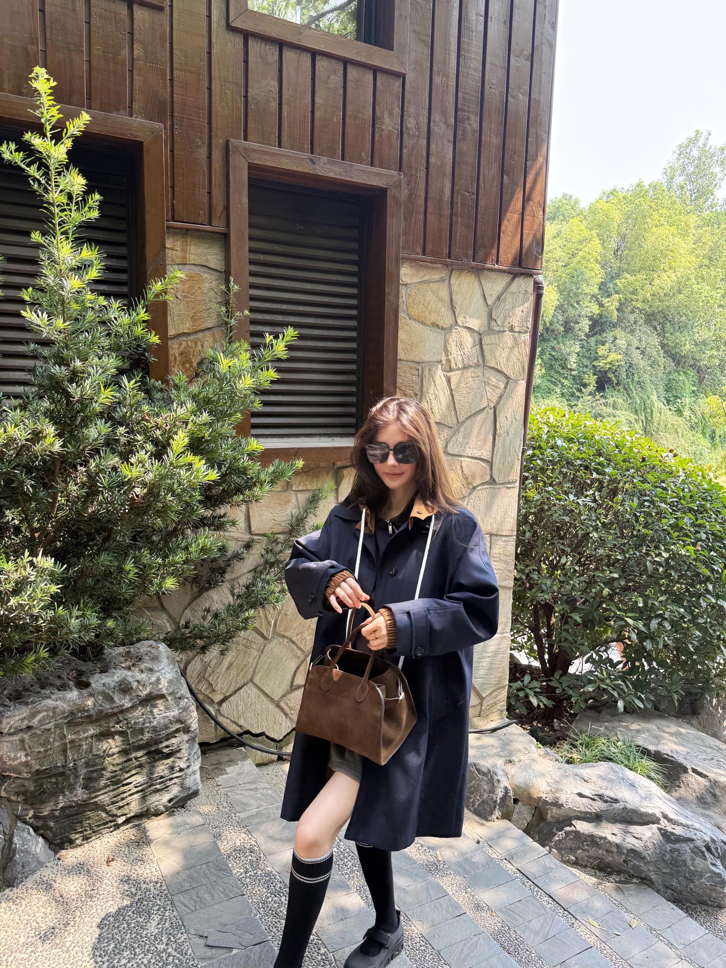 NO:547743,Once you wear a windbreaker, you can grasp the atmosphere of autumn, alexander wang19860909风衣一穿 狠狠拿捏秋天的氛围感,,alexander wang,Women's clothing