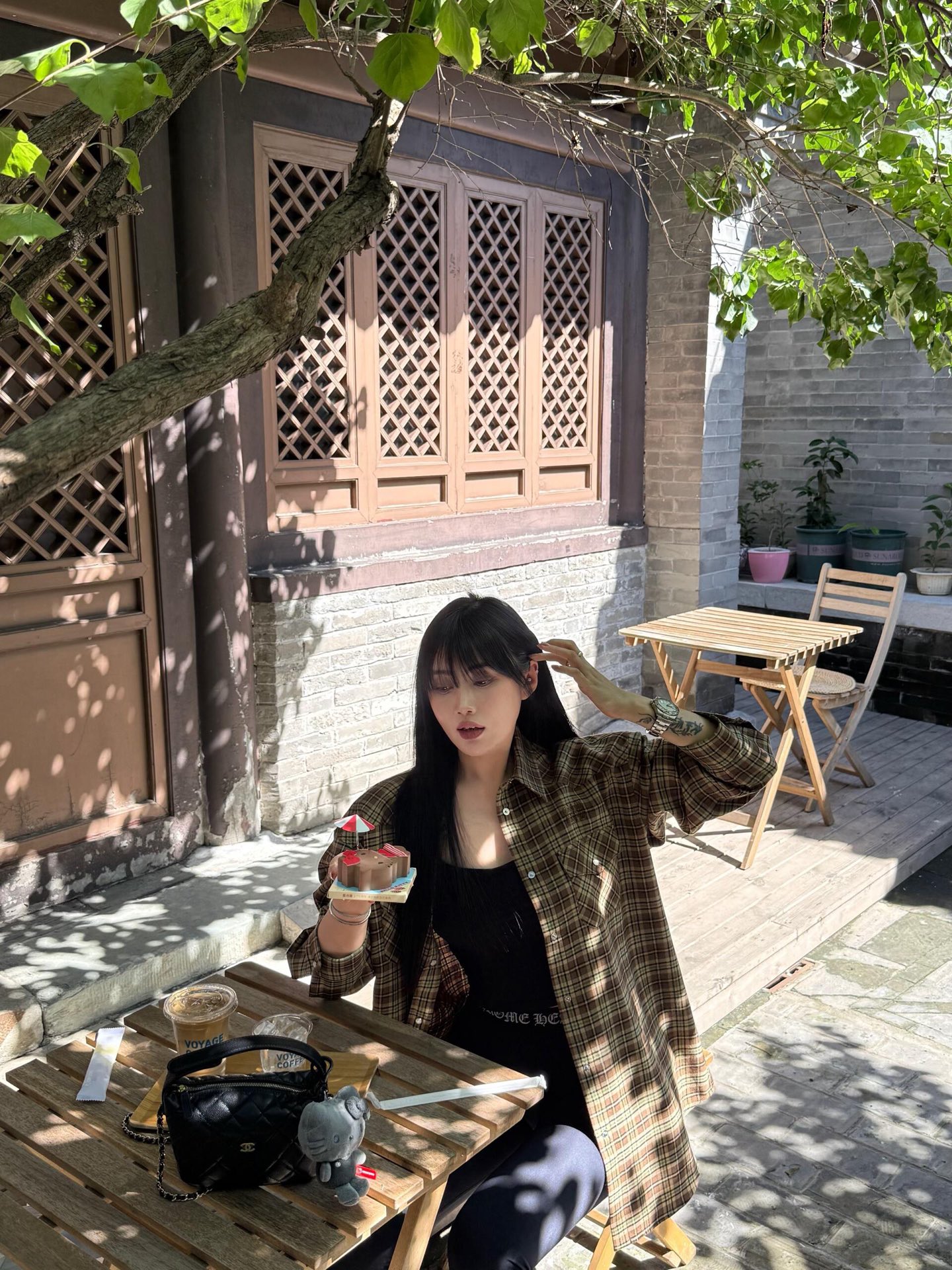 NO:560855,The shirt is worn alone, retro and fashionable feel, shirts, alexander wang19860909衬衫单穿 复古时髦feel,,shirts,alexander wang,Women's clothing