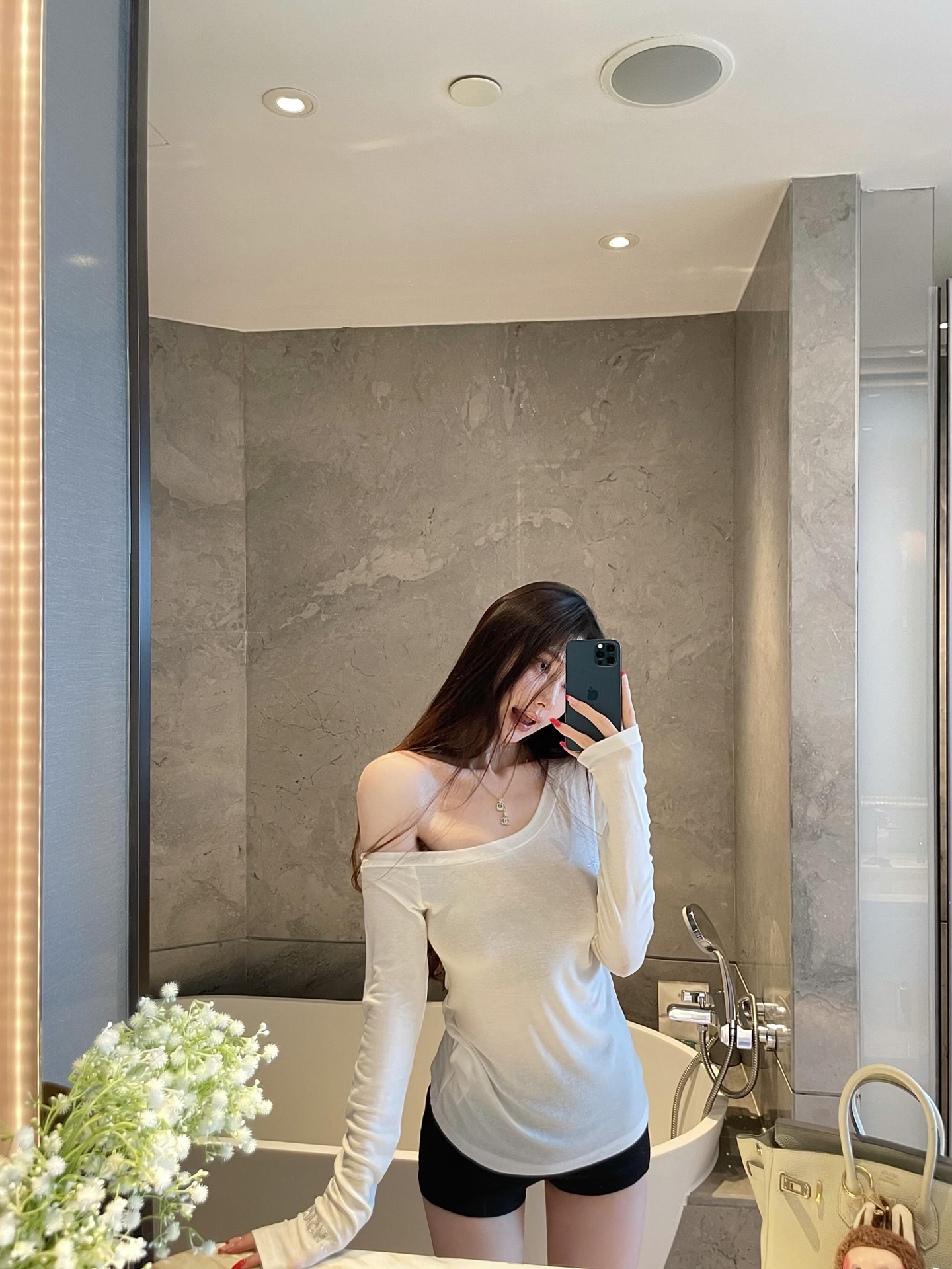 NO:560845,I love the white atmosphere,,alexander wang19860909白色氛围感 爱了爱了,,alexander wang,Women's clothing