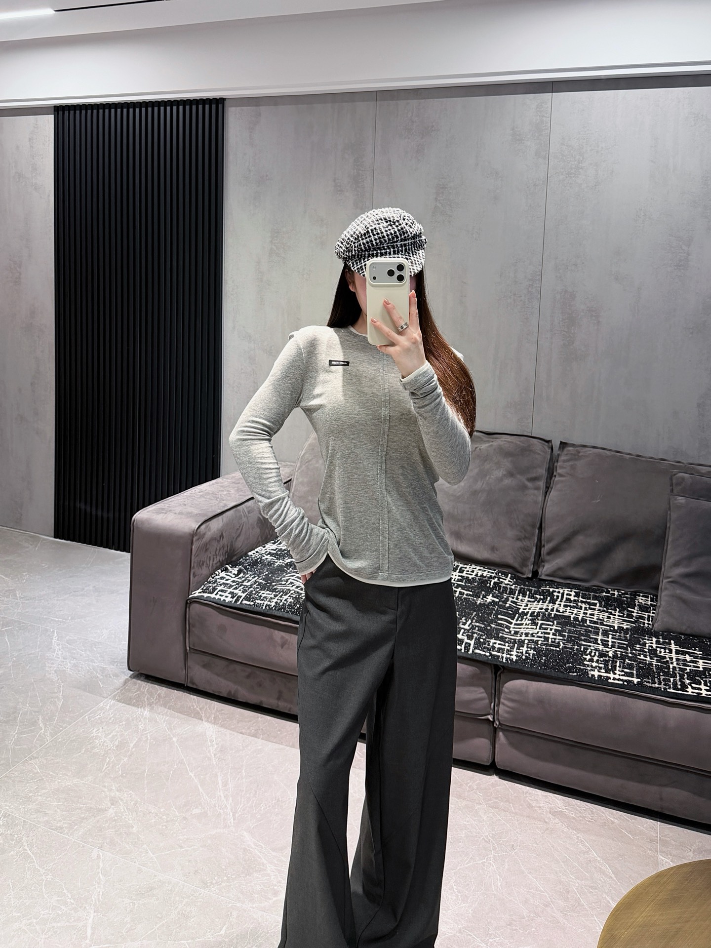 NO:562639,Own model look with PD suit pants, business suit, alexander wang19860909自家模特look 搭配pd西装裤,,business suit,alexander wang,Women's clothing