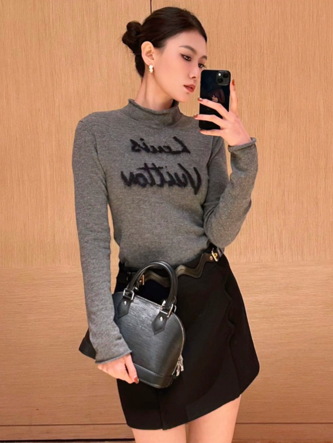 NO:564848,Popular offline styles, who looks better in whoever wears them,,alexander wang19860909线下热门款 谁穿谁美,,alexander wang,Women's clothing