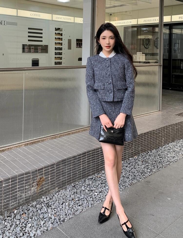 NO:566634,Jackets + skirts are all heavyweight,,skirts,jackets & coats,alexander wang19860909外套+半裙 都是重磅,,skirts,jackets & coats,alexander wang,Women's clothing