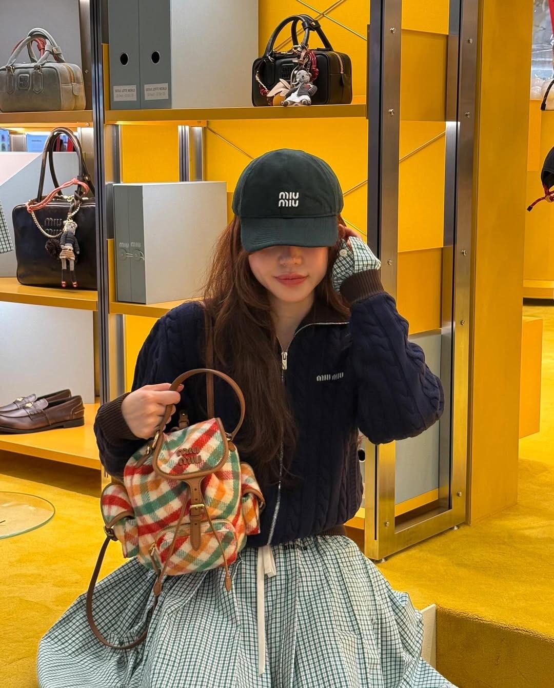 NO:566625,New collection in the pop-up shop. This piece is super popular, alexander wang19860909快闪店上新合集 这件超火,,alexander wang,Women's clothing