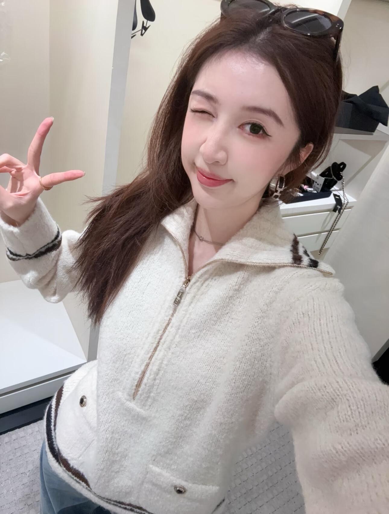 NO:579299,No need to go offline and wear it with the first batch of VIPs, alexander wang19860909免去线下 和首批vip一起穿上,,alexander wang,Women's clothing