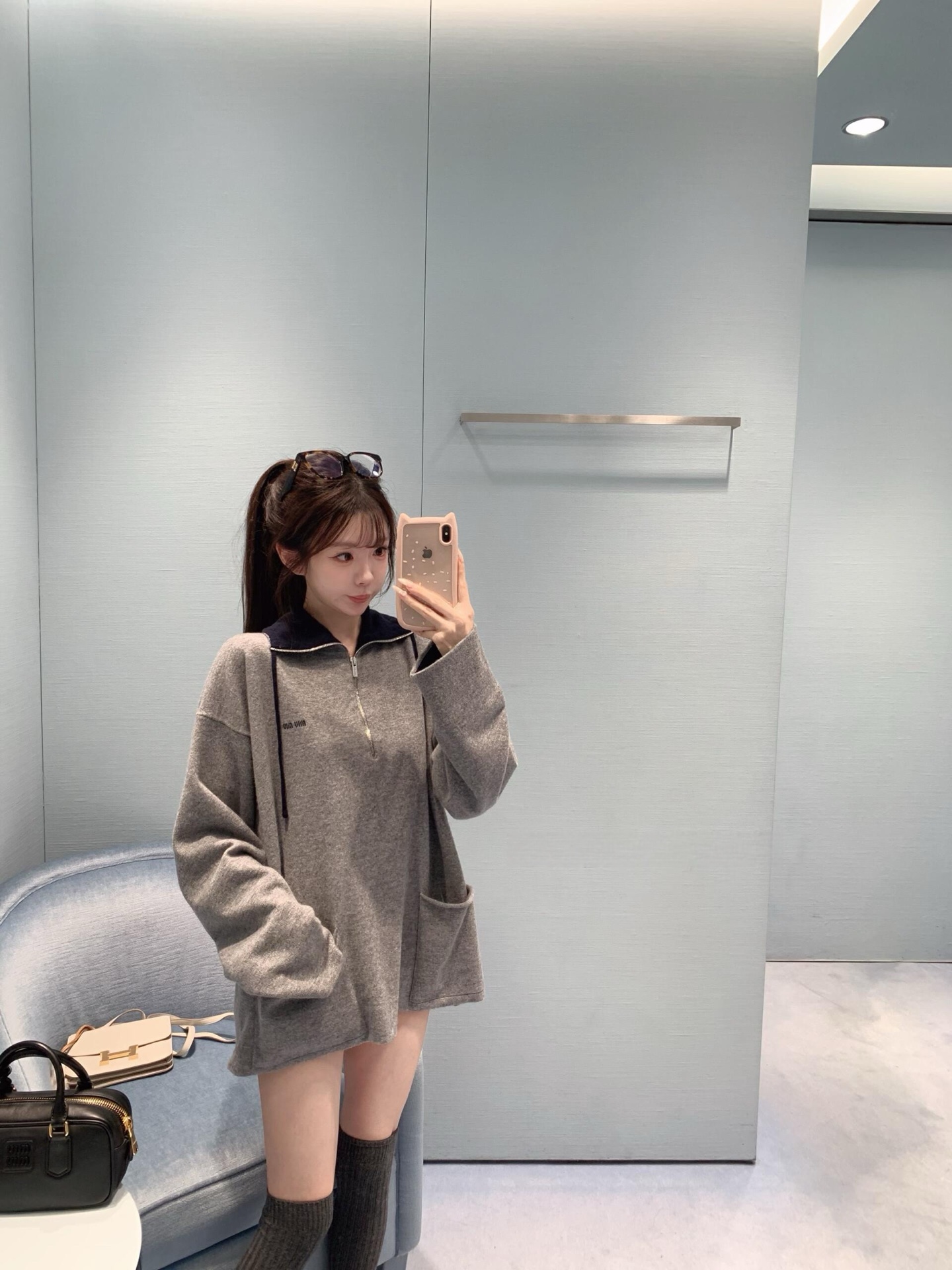 NO:667654,This one looks much better than expected. Thick knitted jacket, jackets & coats,  19860909这件比想象中好看太多了 厚实针织外套,,jackets & coats, ,Women's clothing