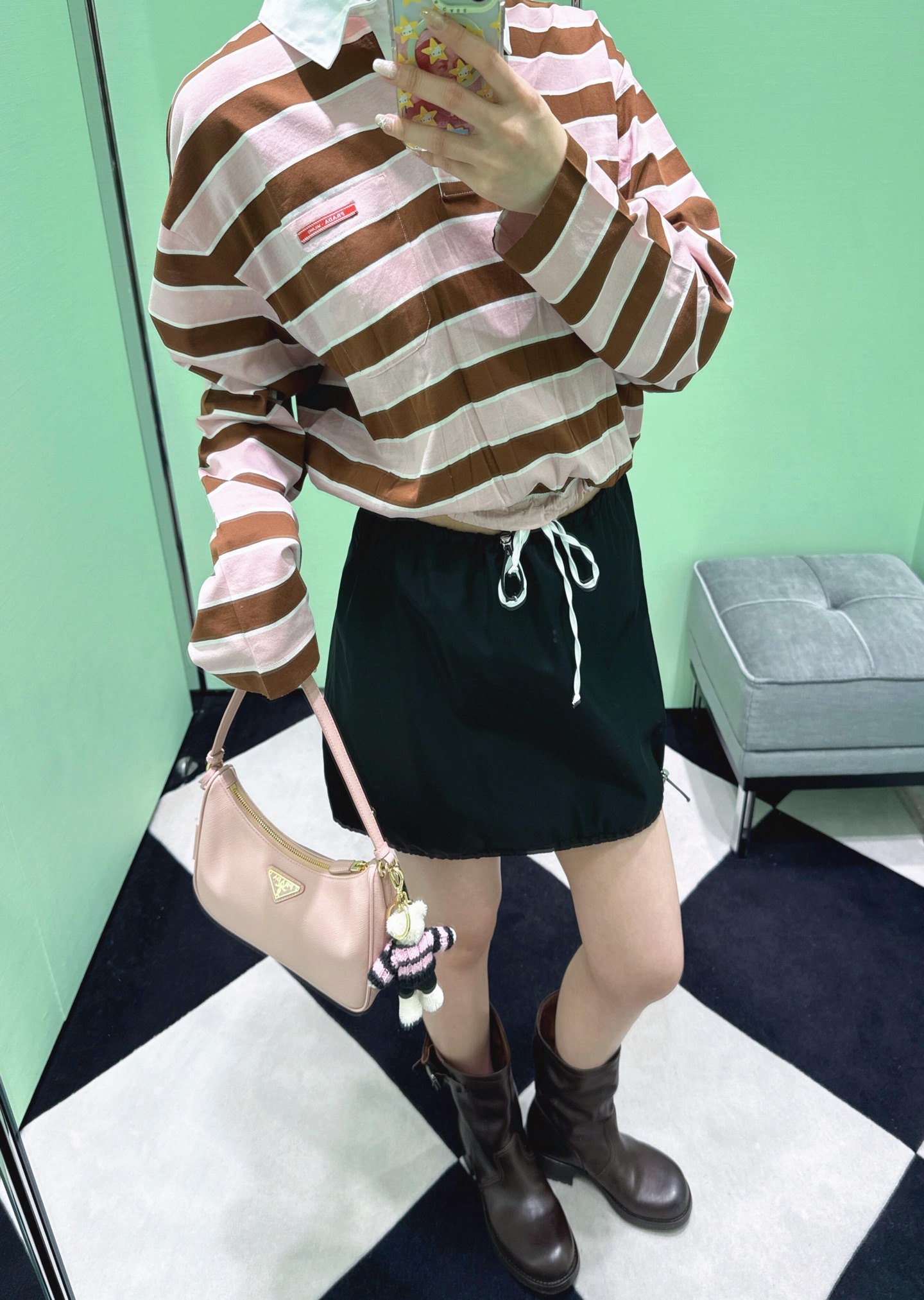 NO:715371,Very new model, young and beautiful prad@,,prada,19860909很新的款 年轻貌美的prad@,,prada,,Women's clothing