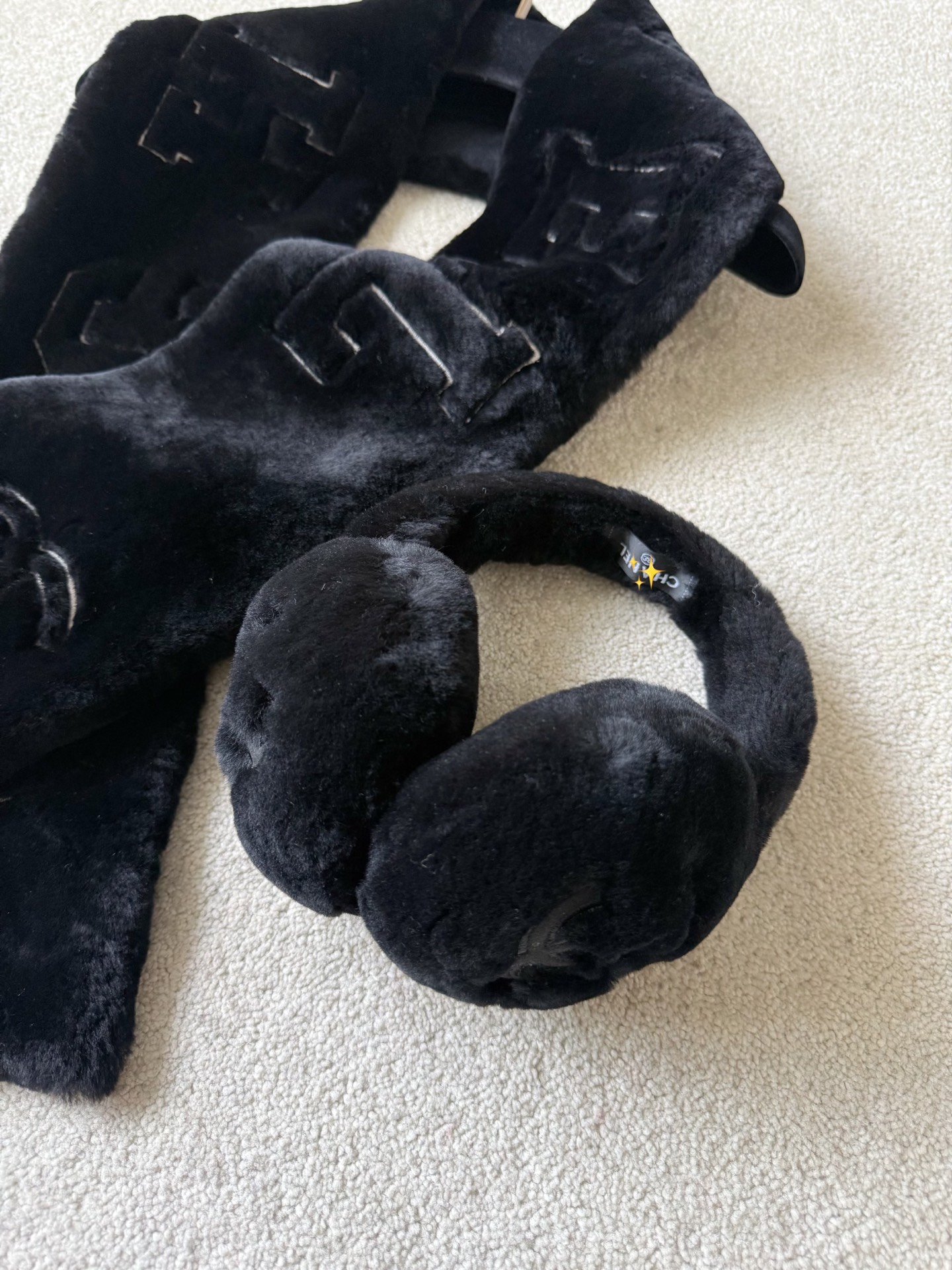 NO:734668,Earmuffs·Detailed real photos,,19860909耳罩·细节实拍图,,,Women's clothing