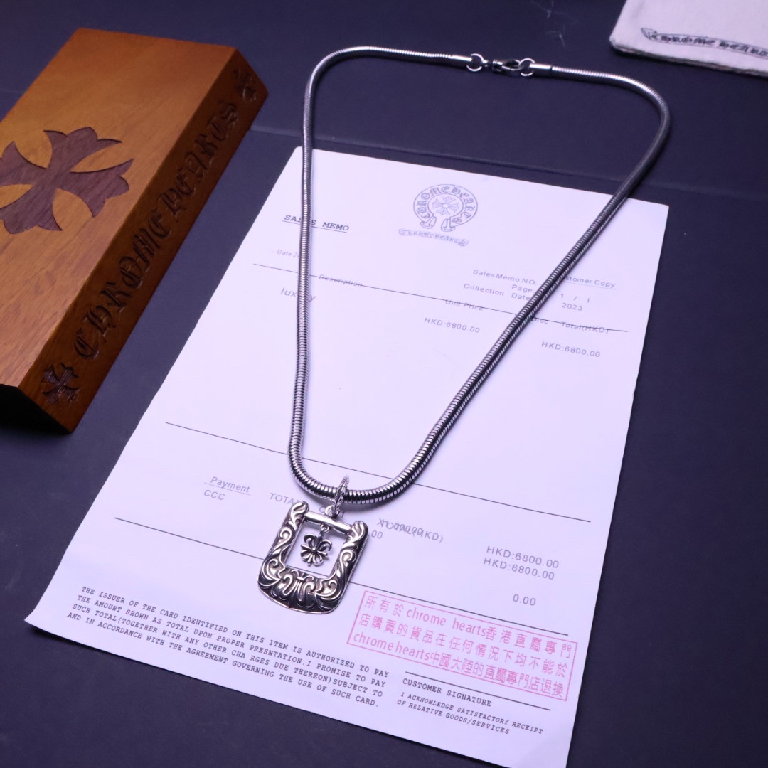 𝐂𝐡𝐫𝐨𝐦𝐞 𝐡𝐞𝐚𝐫𝐭𝐬 克罗心✝️项链，帅爆了最新款克罗心项链 ⚜️造型不同的花纹设计风格 呈现出与