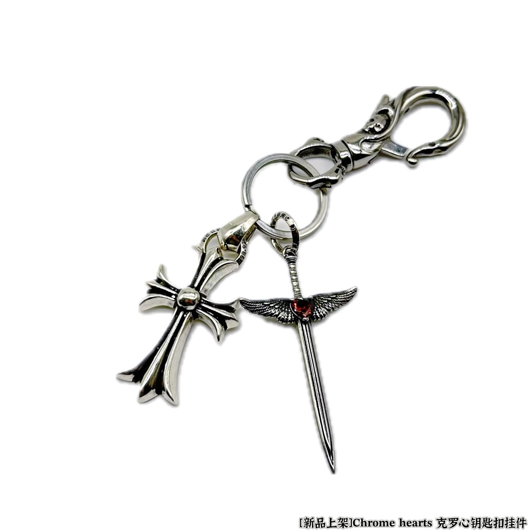 Chrome Hearts 𝐂𝐡𝐫𝐨𝐦𝐞 𝐡𝐞𝐚𝐫𝐭［2025 裤 包 挂件 做工、质感一流