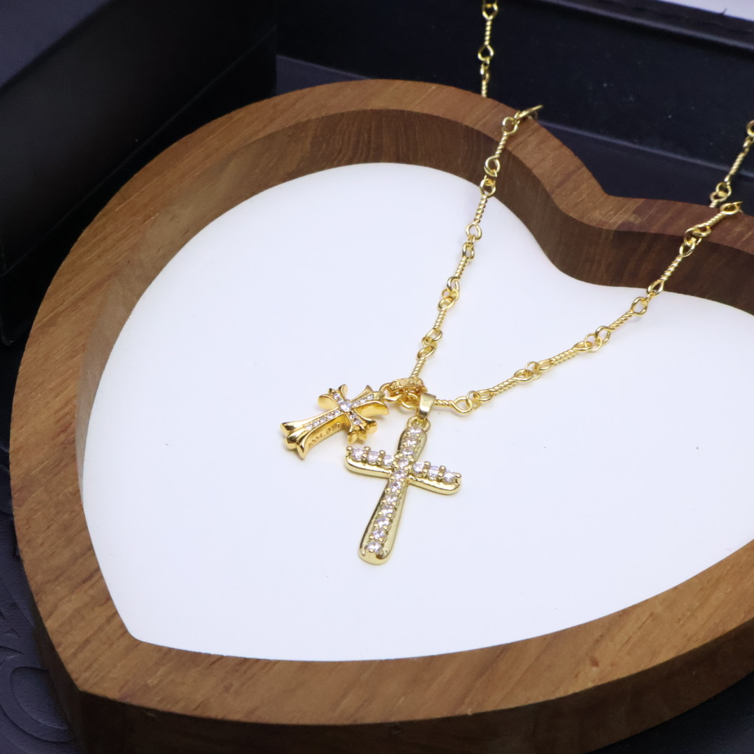 ［新品上架］𝐂𝐡𝐫𝐨𝐦𝐞 𝐡𝐞𝐚𝐫𝐭𝐬 克罗心✝️22k金项链，对于寻求独特风格的你，宗克罗心22K金别