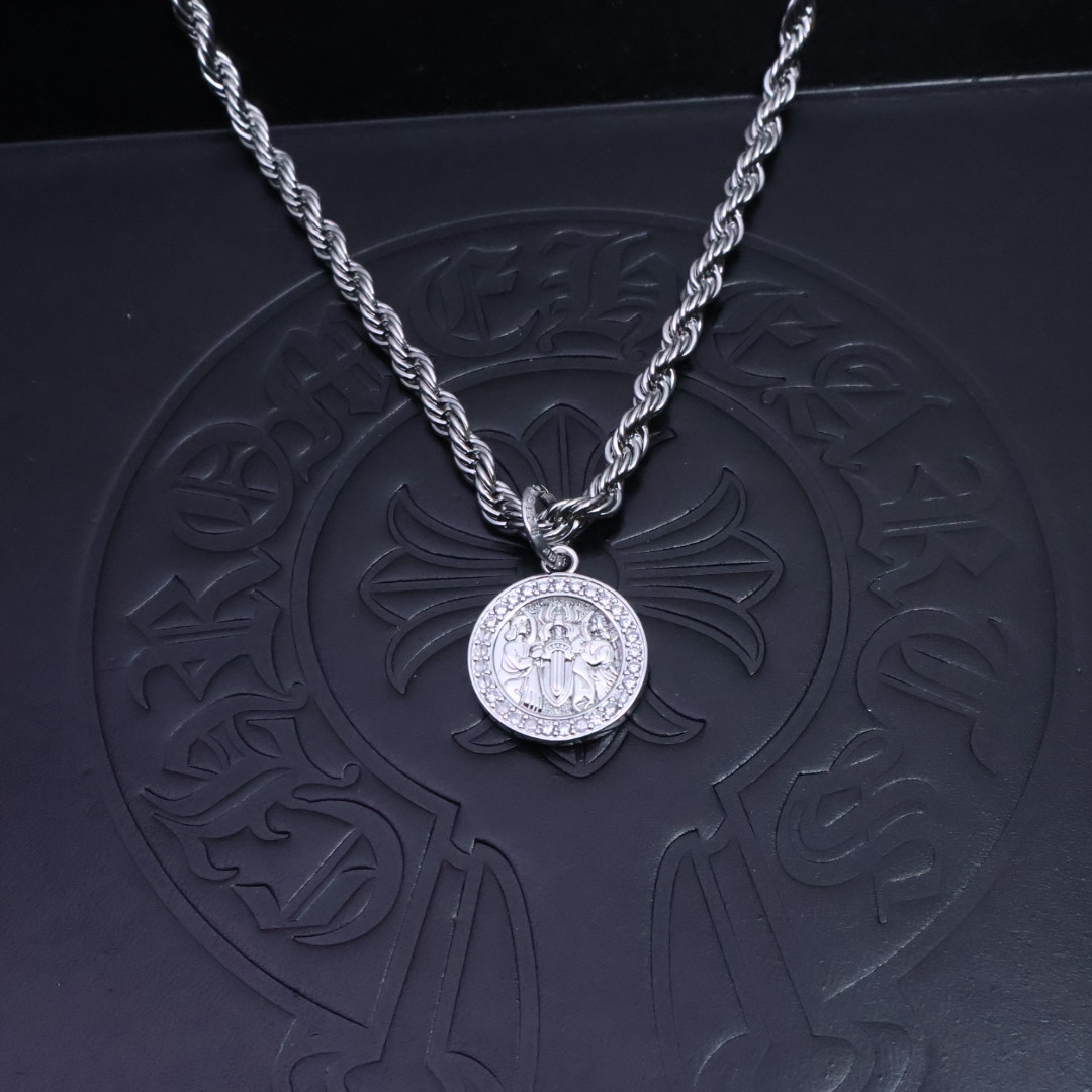 NO:112025,[Recommended for hot products] Croxin necklace, mohua chain is the latest Croxin necklace. Different pattern design styles show uniqueness. Cross 