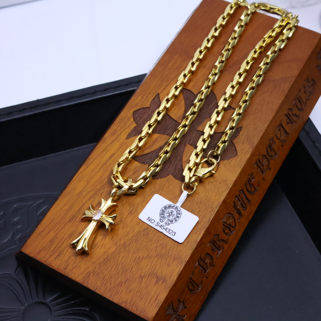 ［精工版本］𝐂𝐡𝐫𝐨𝐦𝐞 𝐡𝐞𝐚𝐫𝐭𝐬 克罗心✝️黄金色十字架项链，🤩帅爆了克罗心项链 ⚜️造型不同的花
