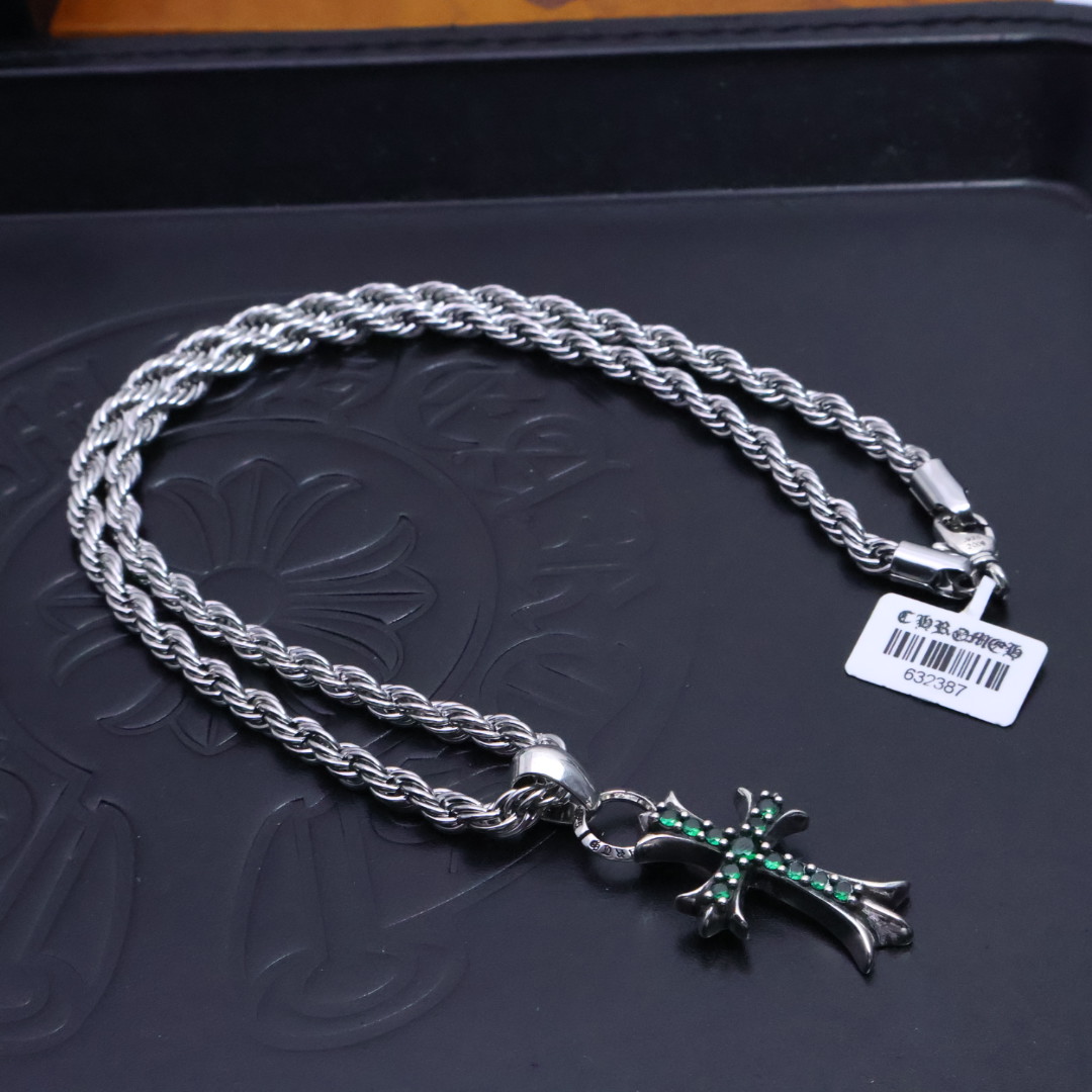 ［2025🎁潮流推荐］𝐂𝐡𝐫𝐨𝐦𝐞 𝐡𝐞𝐚𝐫𝐭𝐬 克罗心✝️项链，麻花链🤩帅爆了克罗心项链 ⚜️造型不同